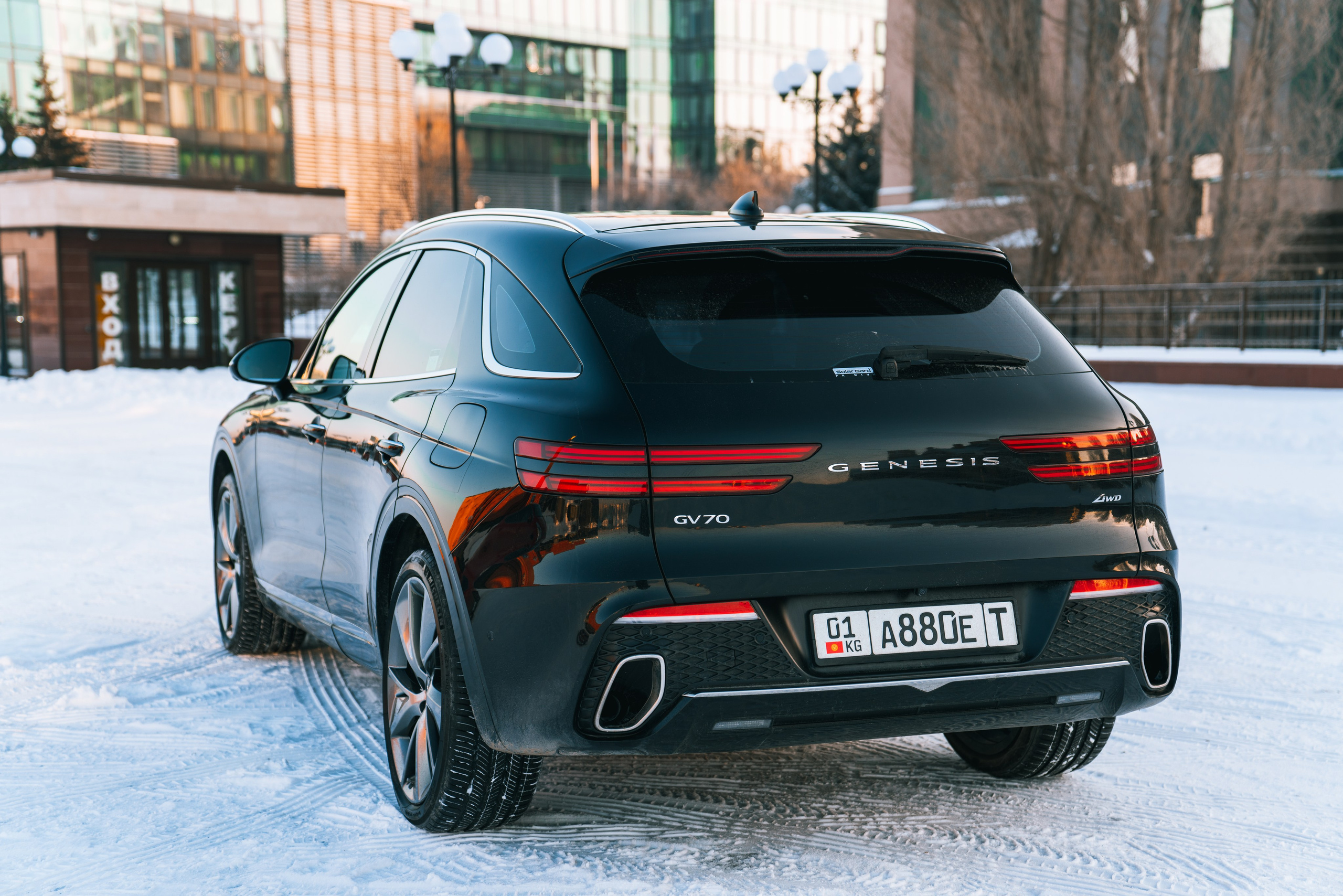 Genesis GV70. Идеальные портреты для соцсетей — Фотограф Ленар