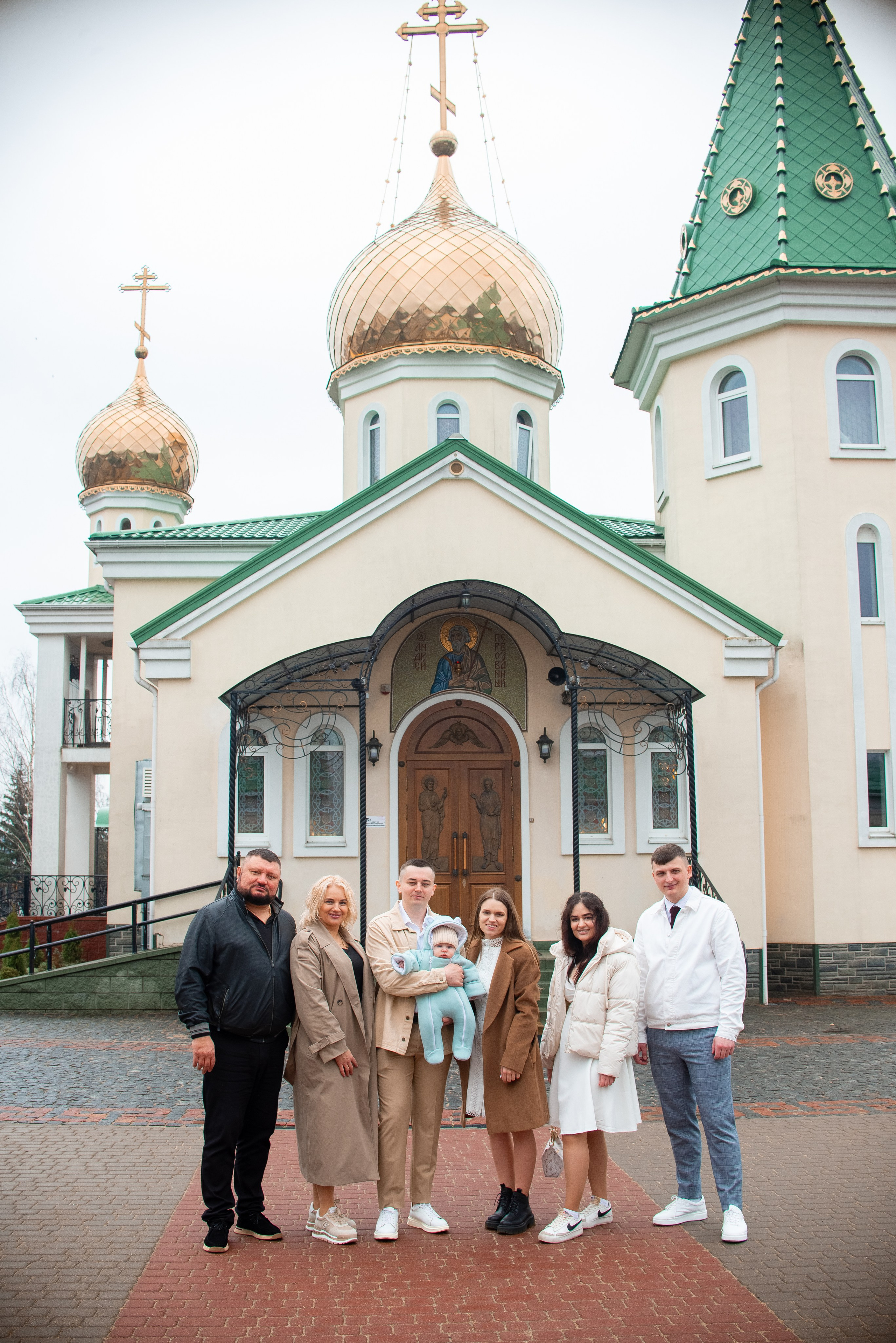 Крещение Тимофея в хр.Андрея Первозванного. Семейный фотограф на выписку из роддома и крещение Минск Настя Гришук