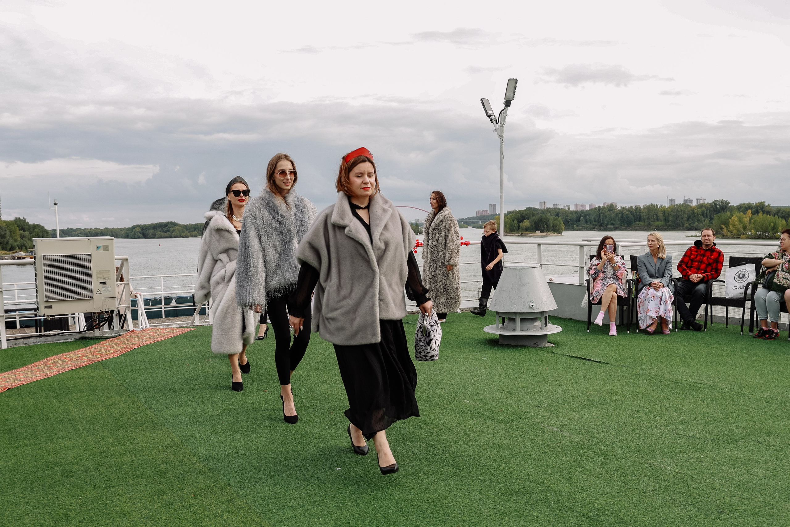 Модный показ «А-ля русс». Фотограф Юлия Мальцева