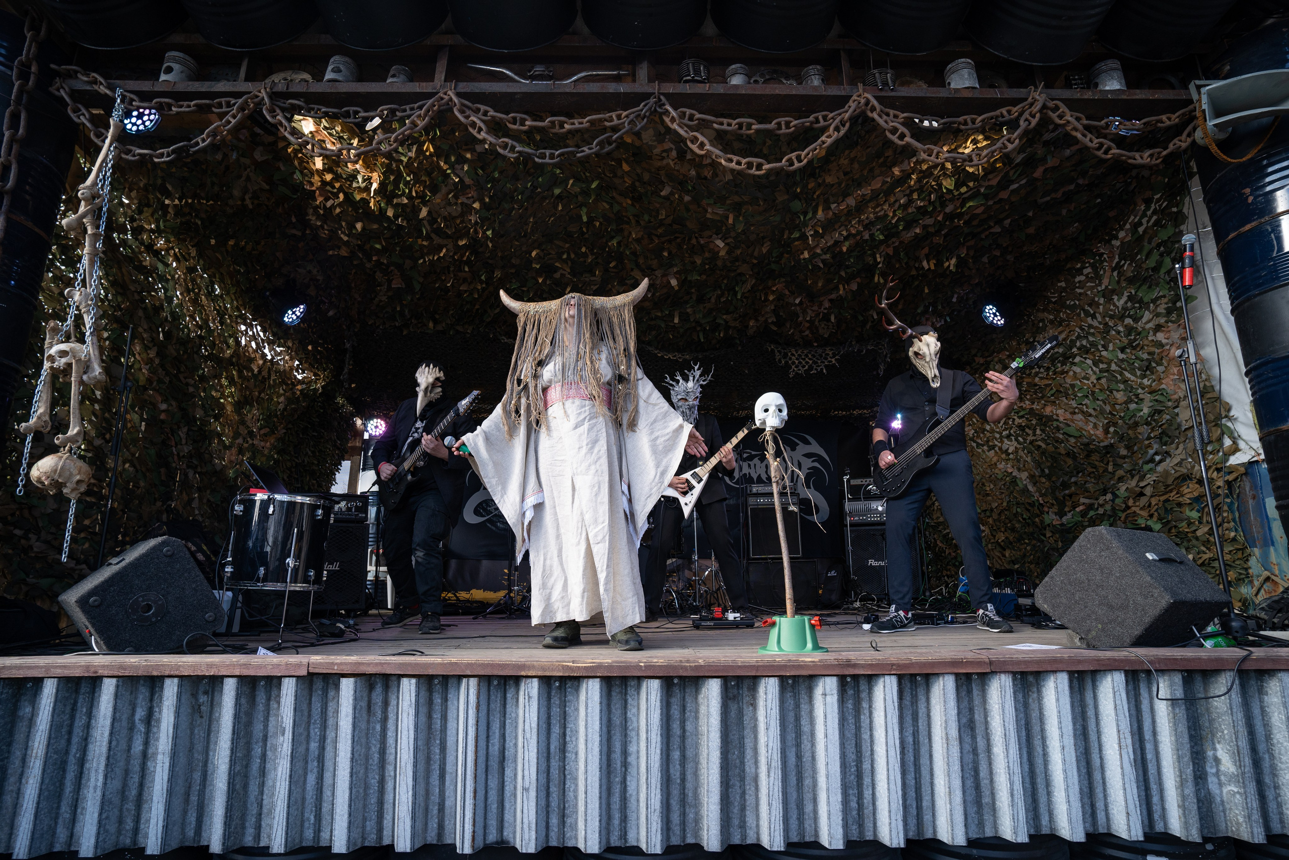 Фестиваль «ПОСРЕДИ КЛАДБИЩ И БОЛОТ»|Архангельск. Концертный и репортажный фотограф в Санкт-Петербурге Слава Пахомов