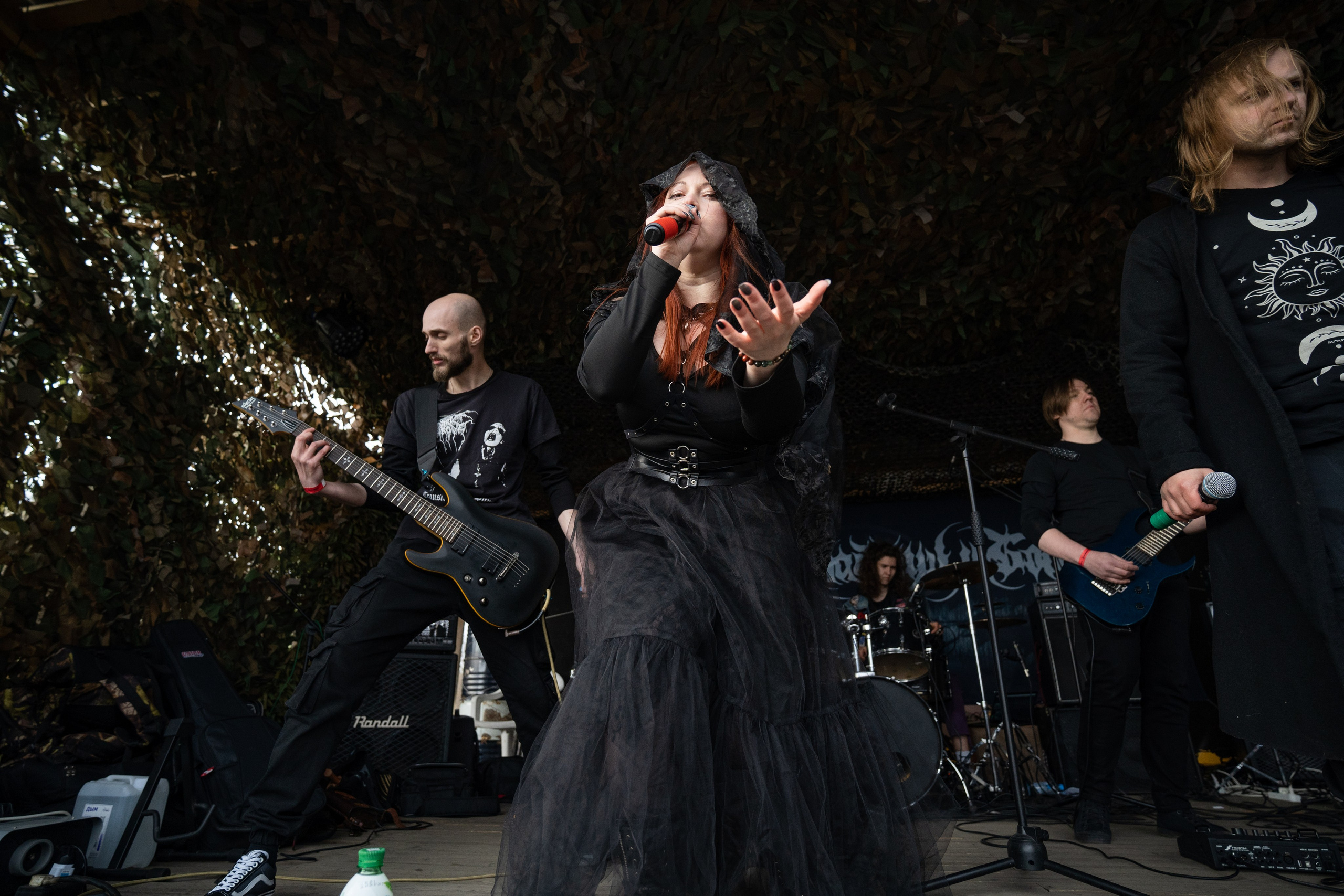 Фестиваль «ПОСРЕДИ КЛАДБИЩ И БОЛОТ»|Архангельск. Концертный и репортажный фотограф в Санкт-Петербурге Слава Пахомов