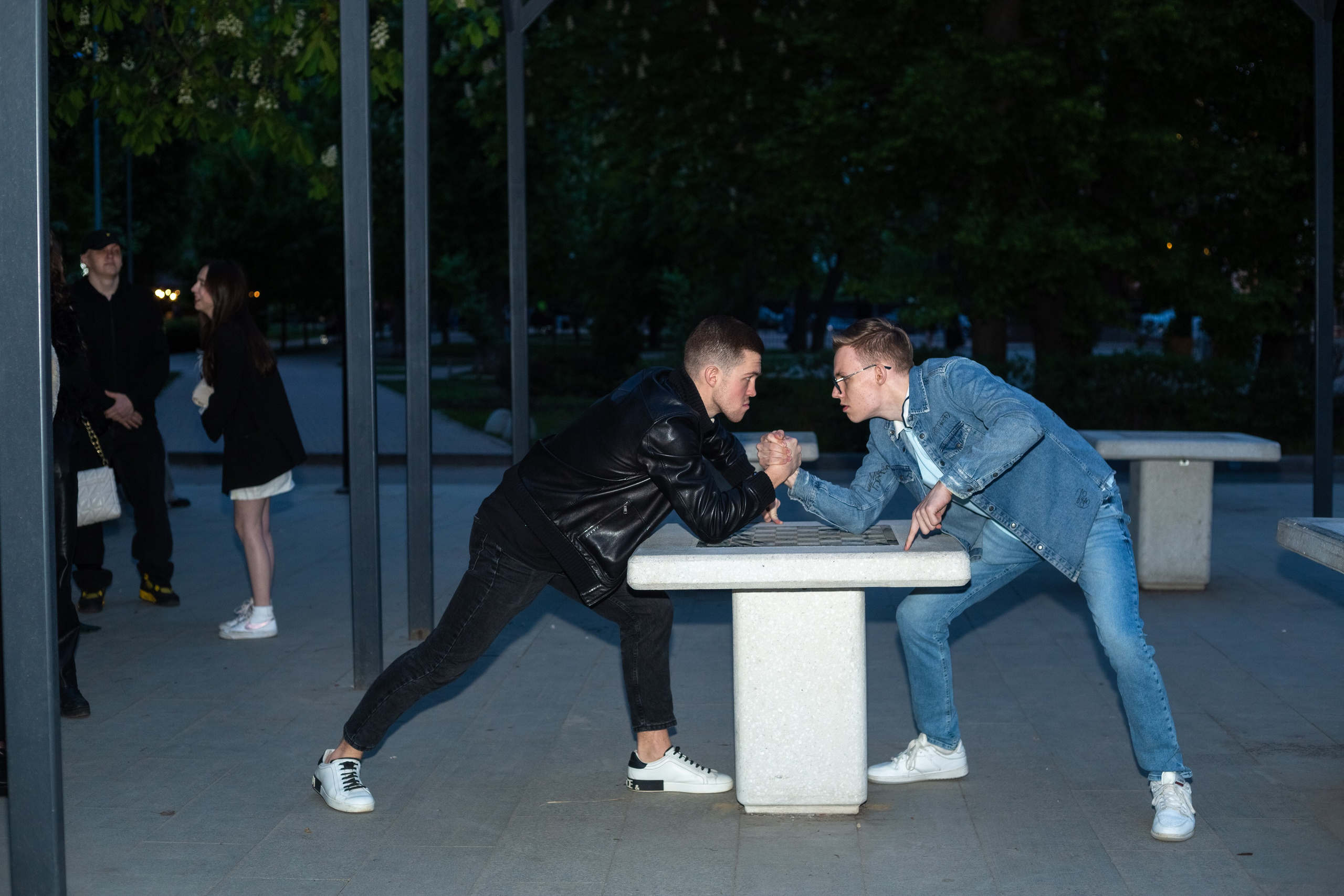 Прогулки по ночному городу. Выпускные альбомы Воронеж от Веры Соколовой