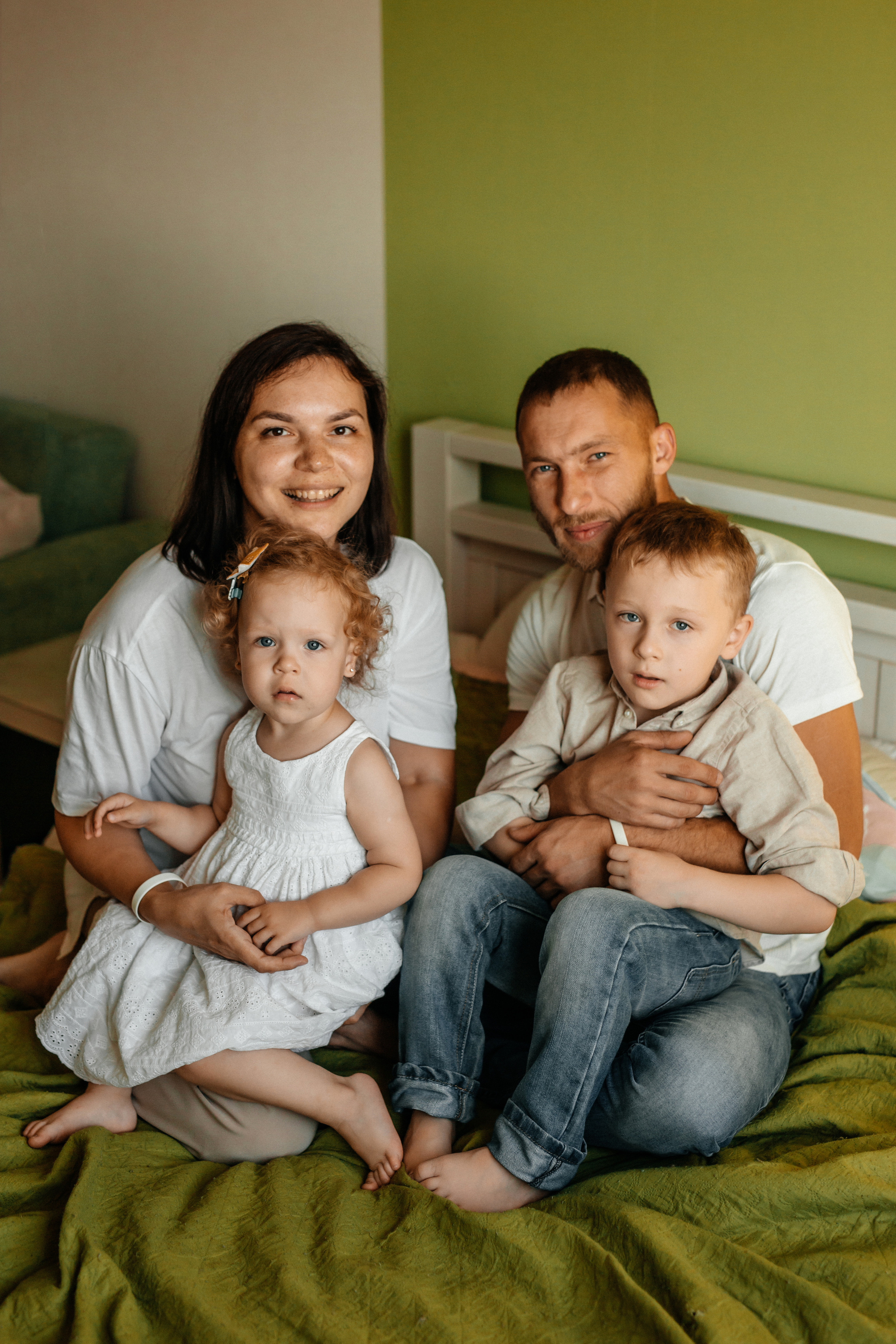 Лиза+Женя+Юля+Тёма. Семейный фотограф в Минске Саша Павлюк