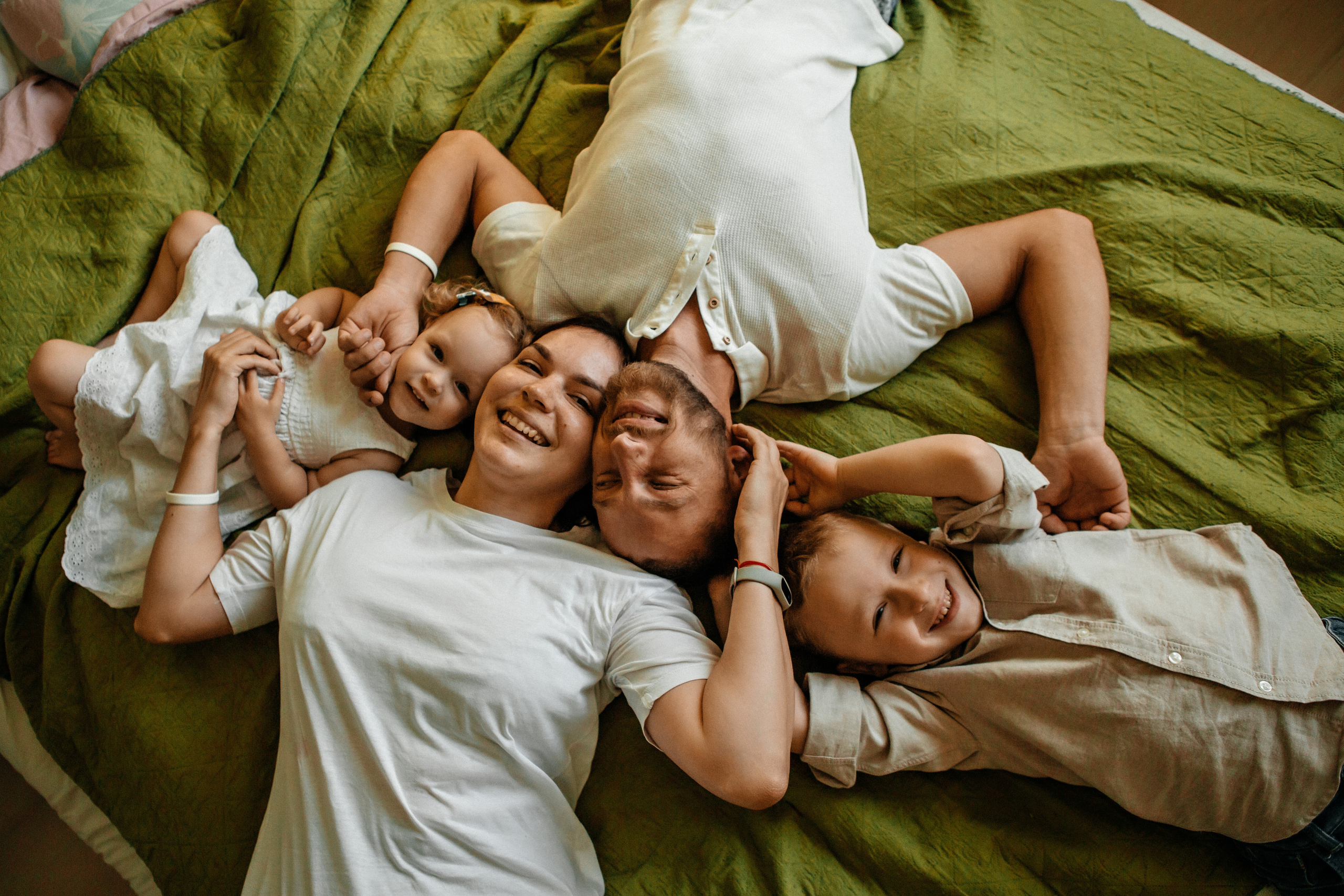 Лиза+Женя+Юля+Тёма. Семейный фотограф в Минске Саша Павлюк