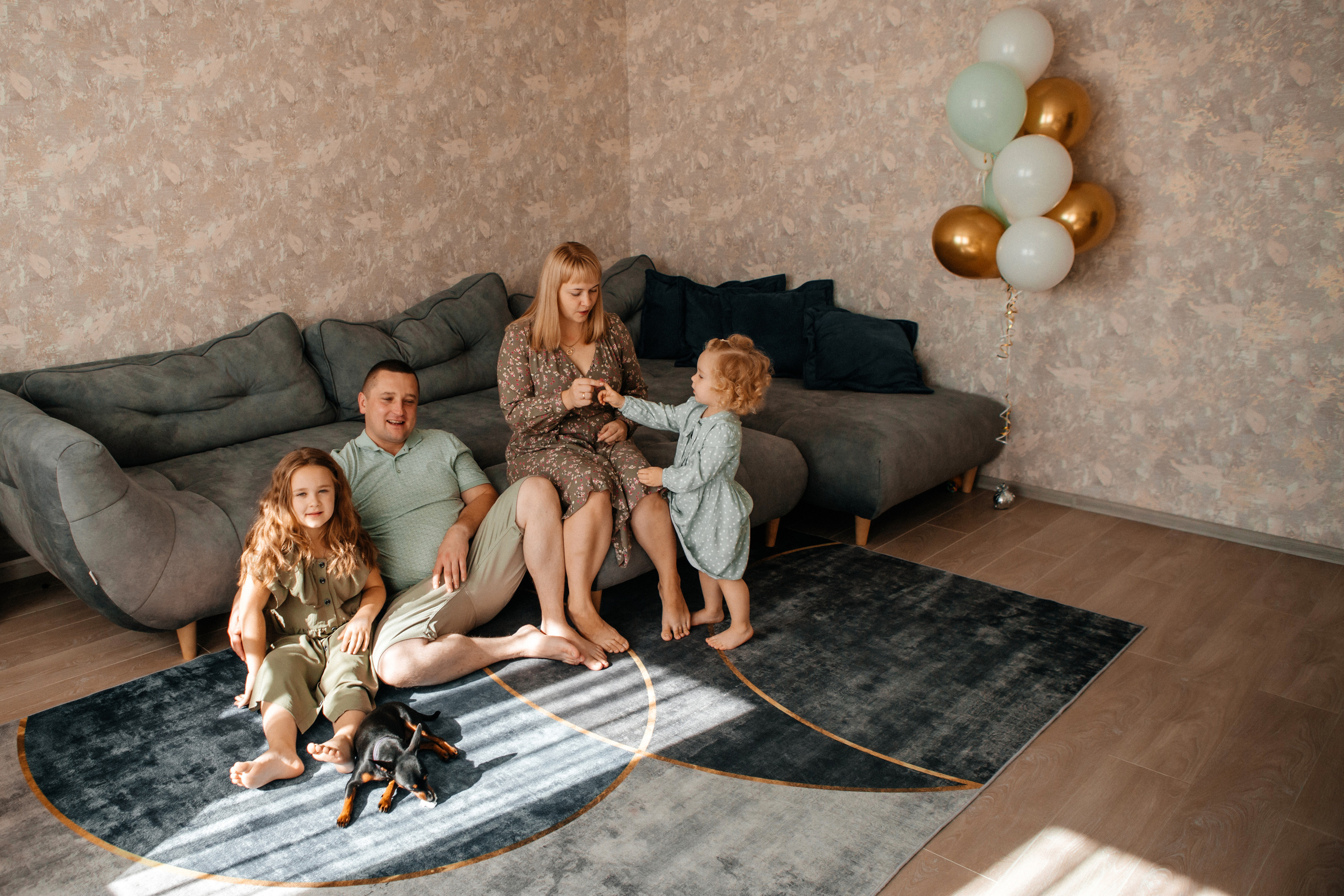 Настя+Денис=Варя и Соня. Семейный фотограф в Минске Саша Павлюк