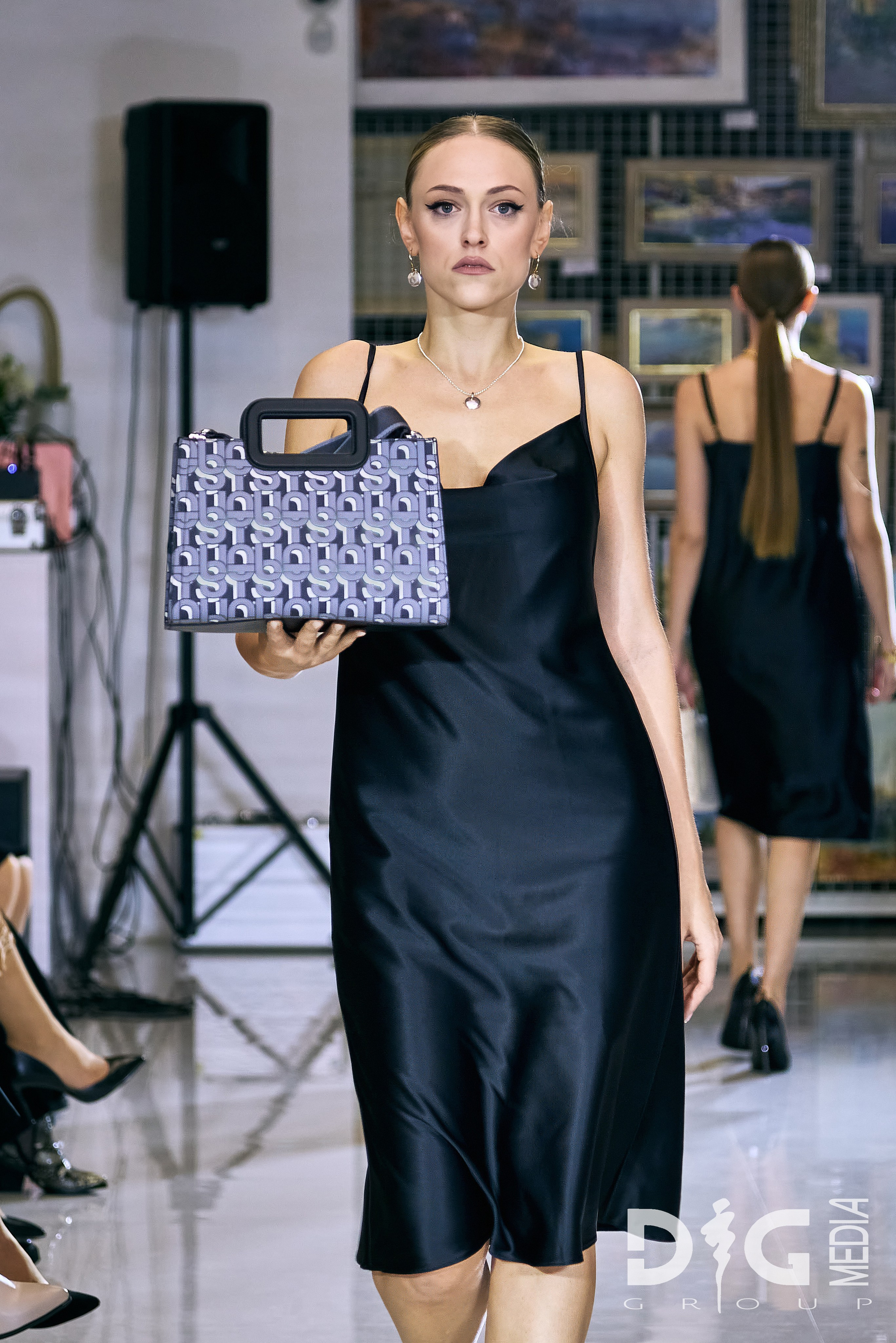 Tous | fashion show. Showbiz | Fashion | Reportage