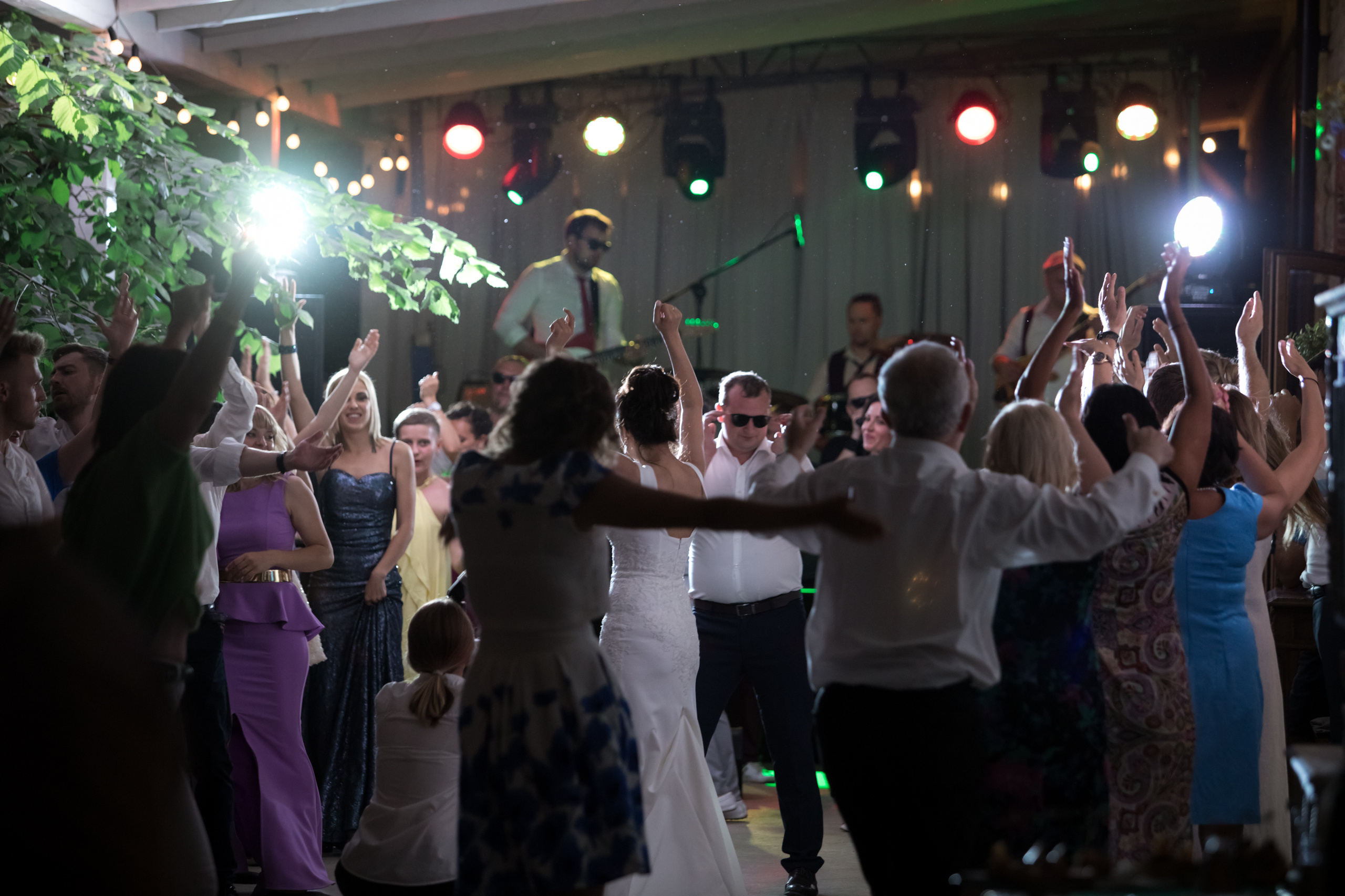 Свадебная съёмка Димы и Иры в усадьбе Скорняково-Архангельское Липецко. Свадебный фотограф в Воронеже Александр Пенкин