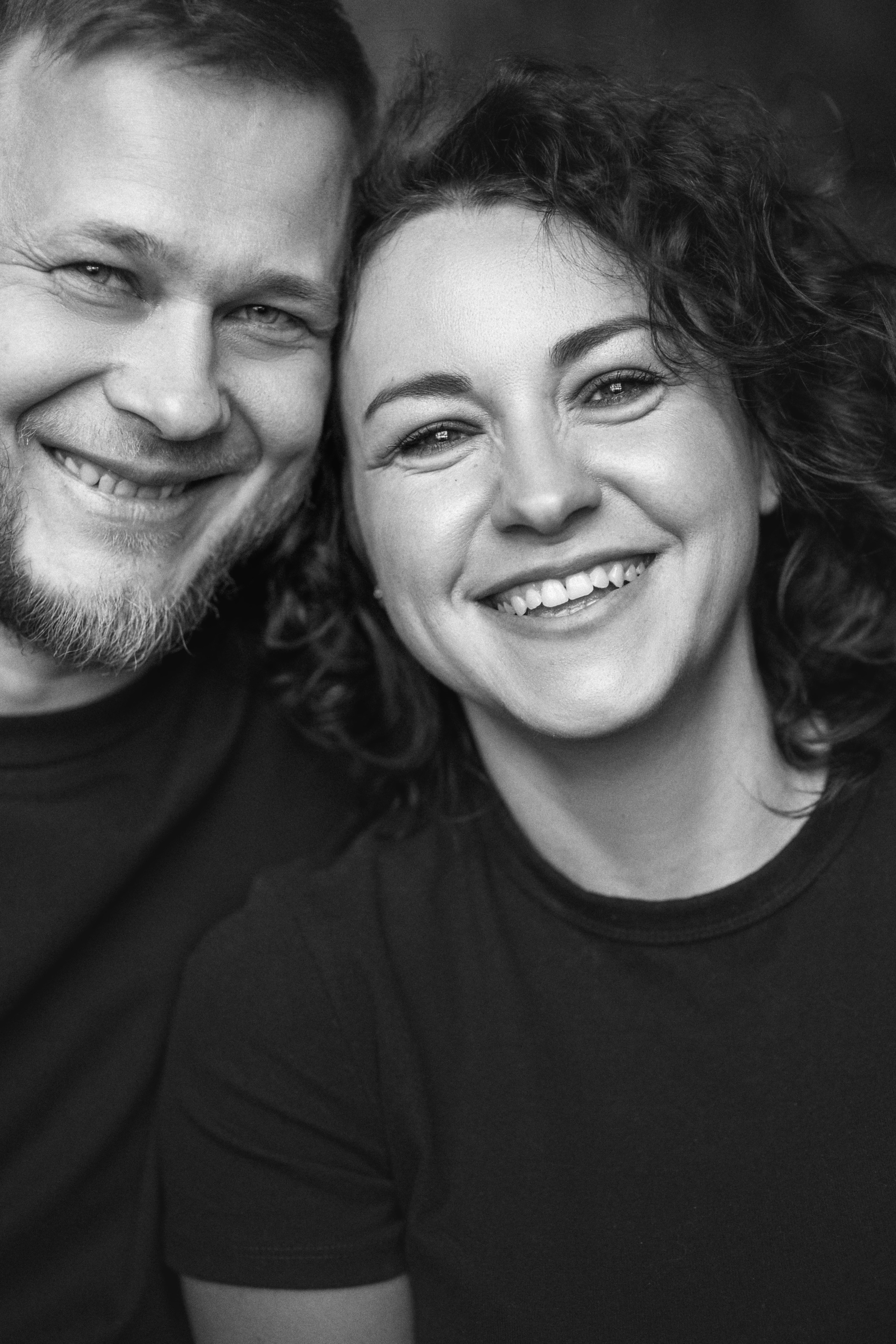 Стильная фотосессия влюбленных в студии — уют и эмоции в каждом кадре. Профессиональный фотограф в Москве. Елена Шуваева