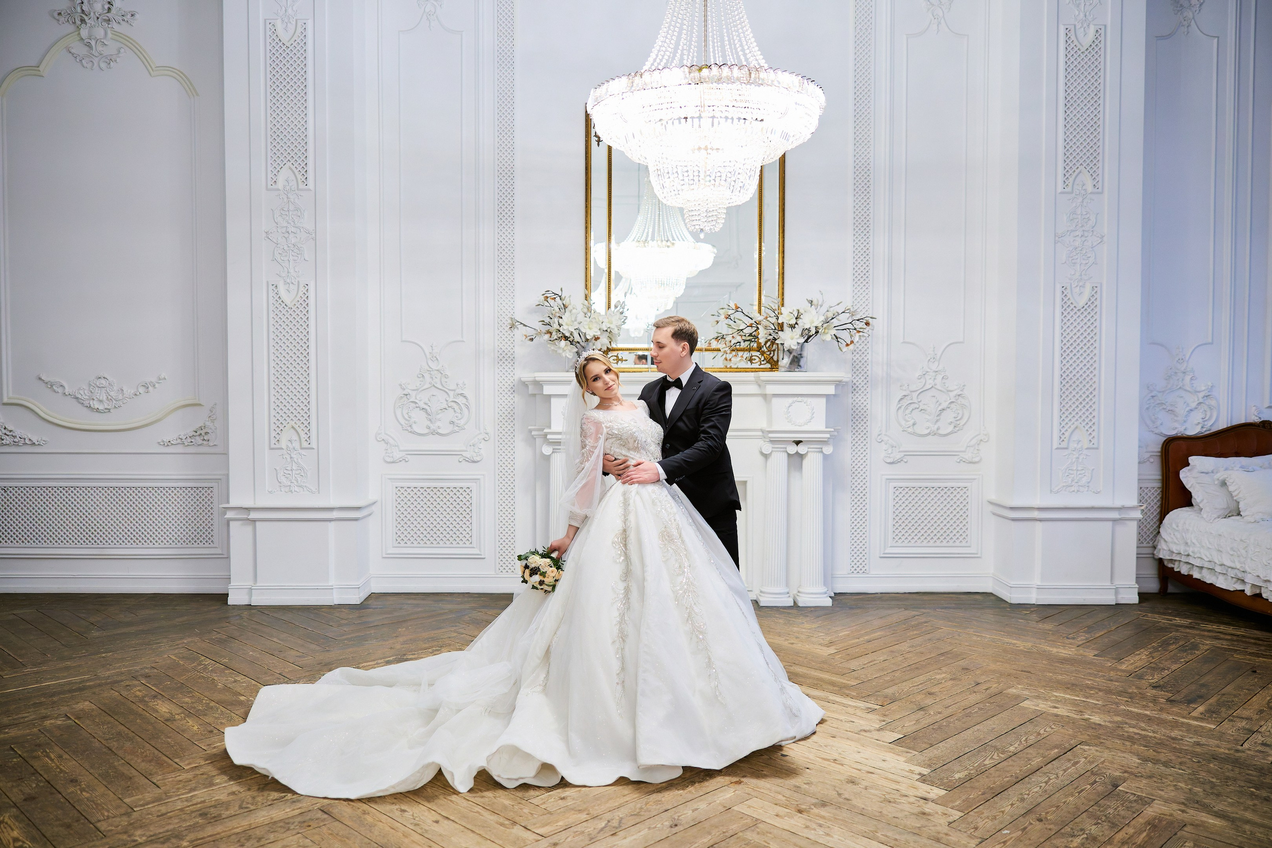 Свадебная фотосессия в студии. Свадебный фотограф Сергей Колбинский