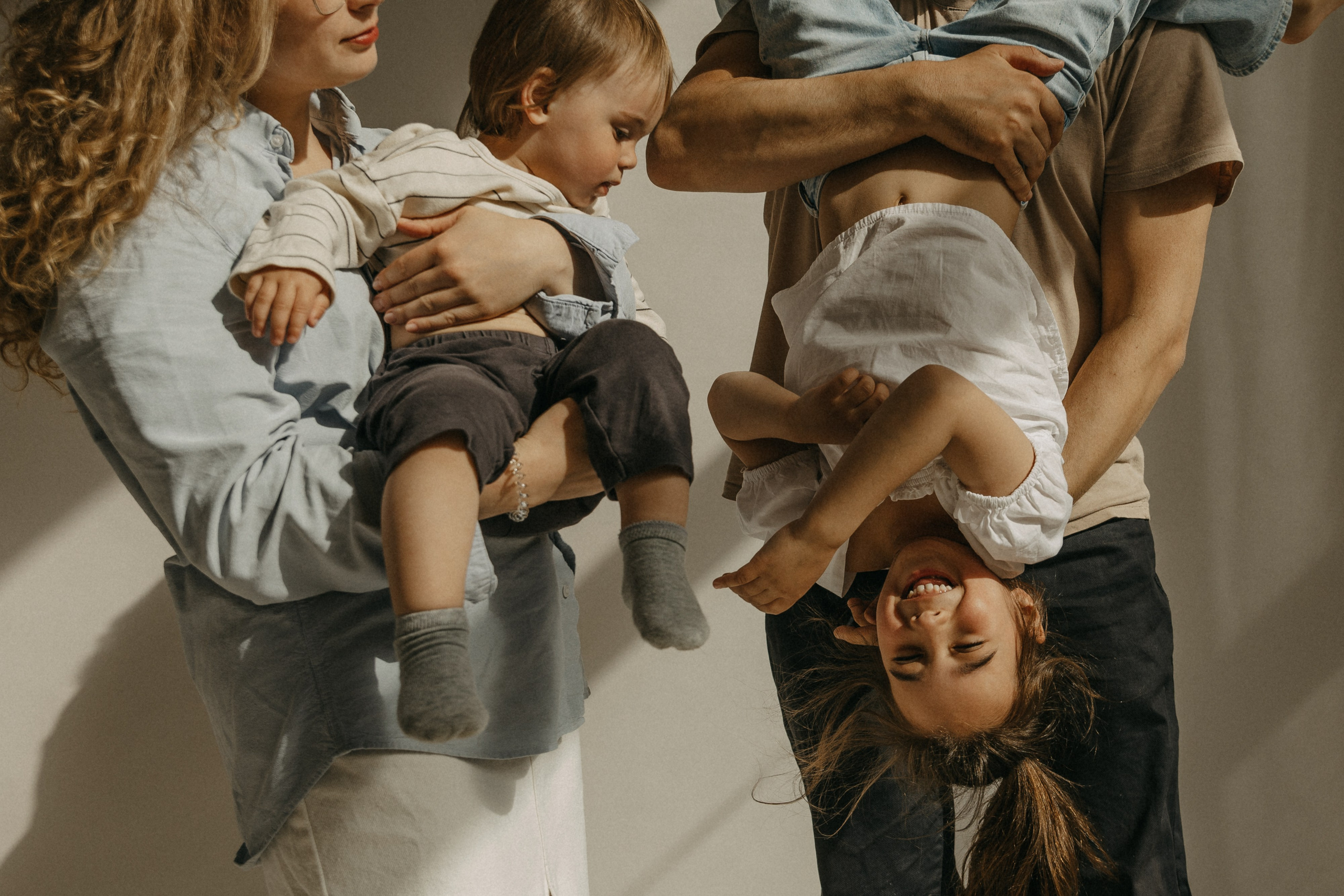 Ксюша, Женя, Аня, Дима. Главная