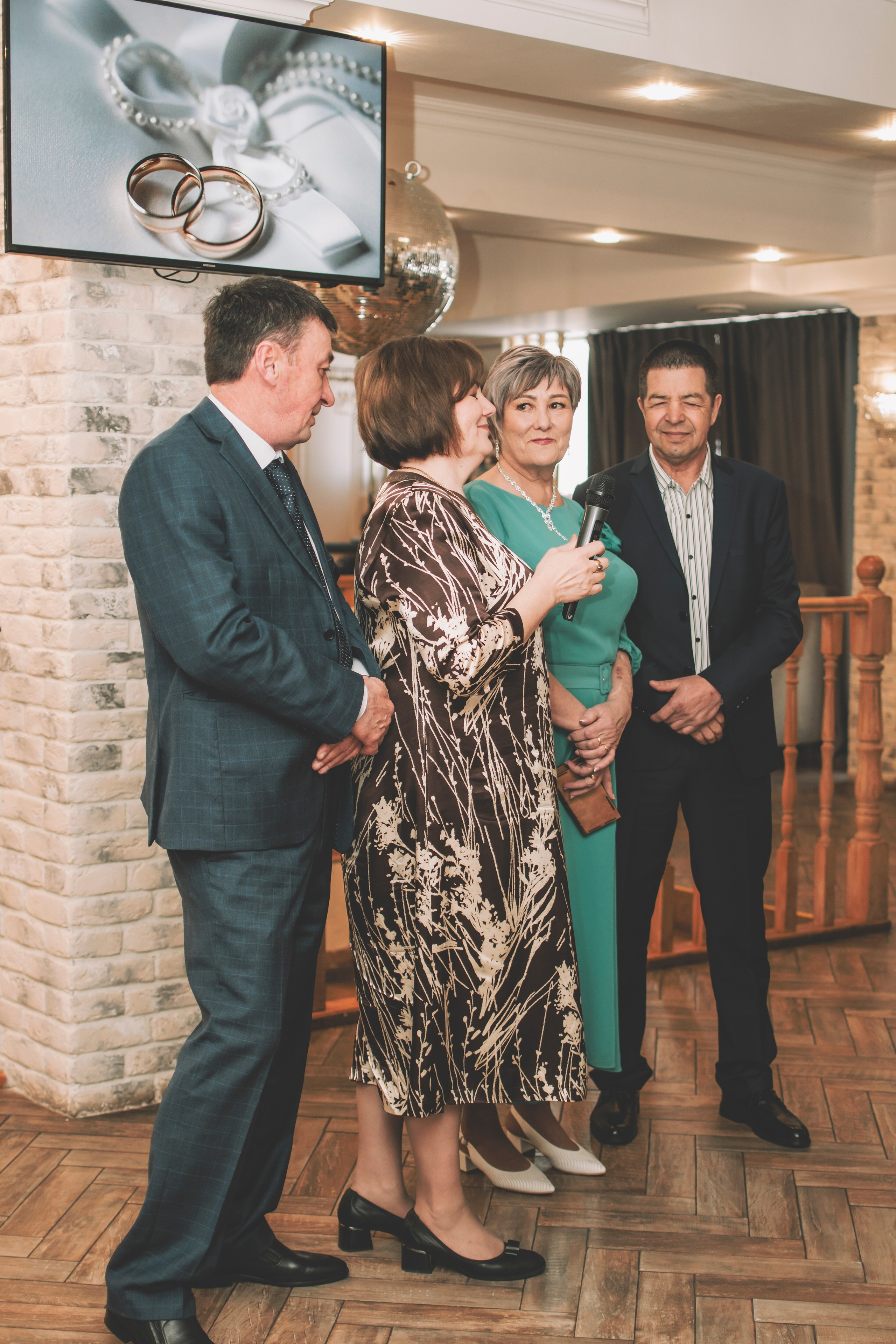 26.04.2025 (Фотосессия, роспись в Онии + фото с банкета). Семейный и свадебный фотограф Губкинский и Ставрополь