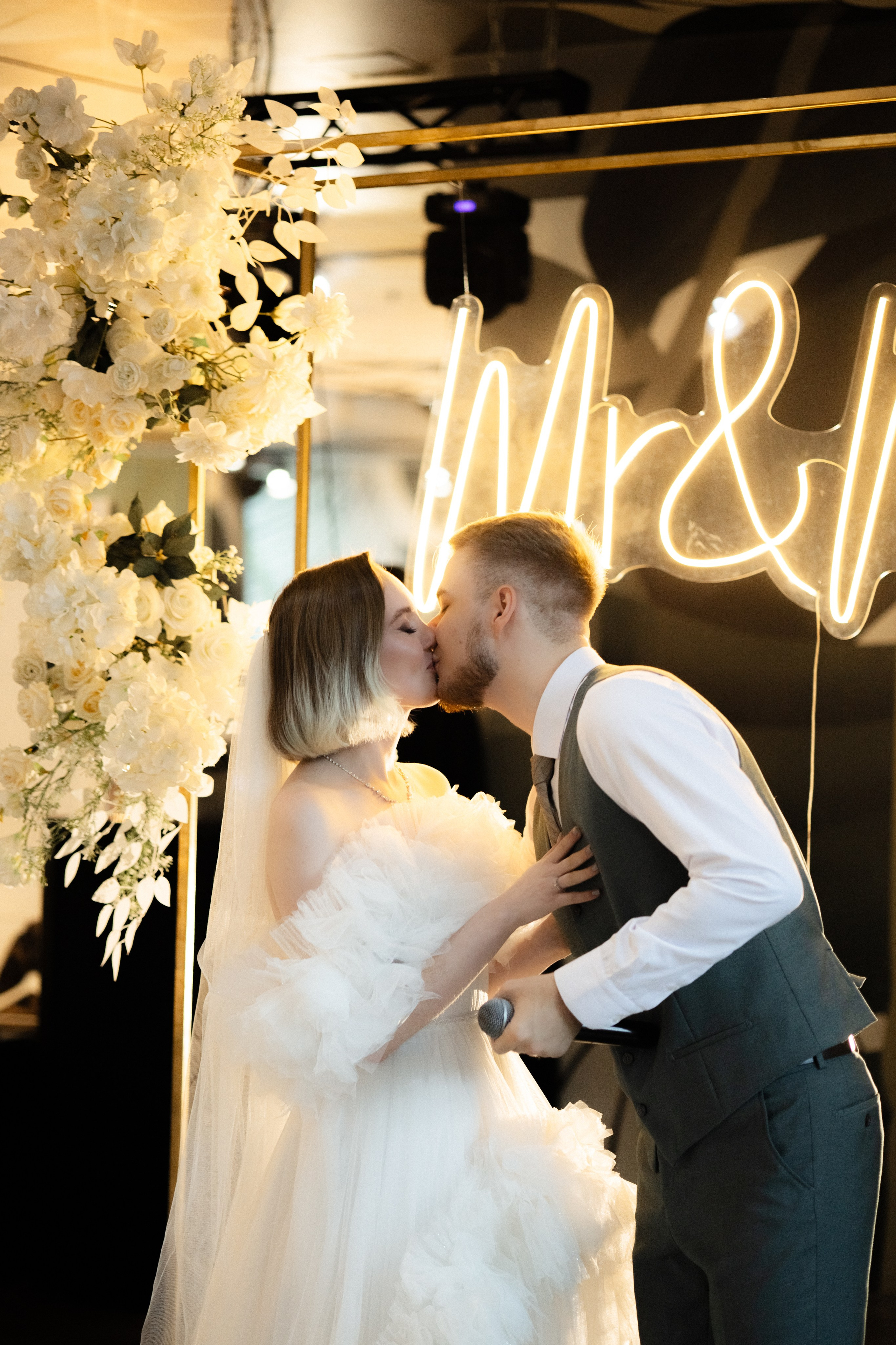 L | A. Свадебный и портретный фотограф в Новосибирске Любовь Исакова