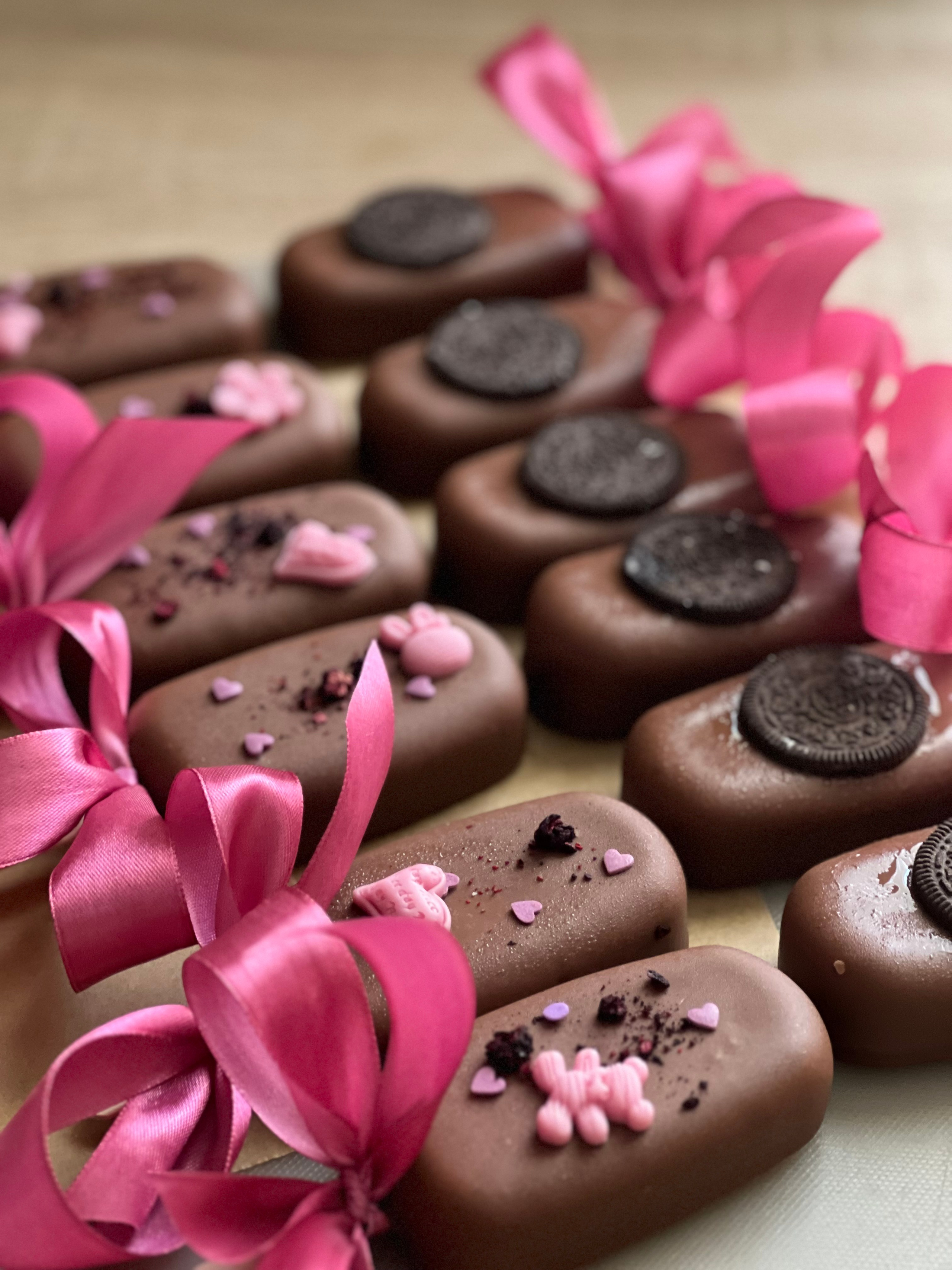 Торты и десерты. Выездной кейтеринг, съедобные букеты, торты и сладости на заказ