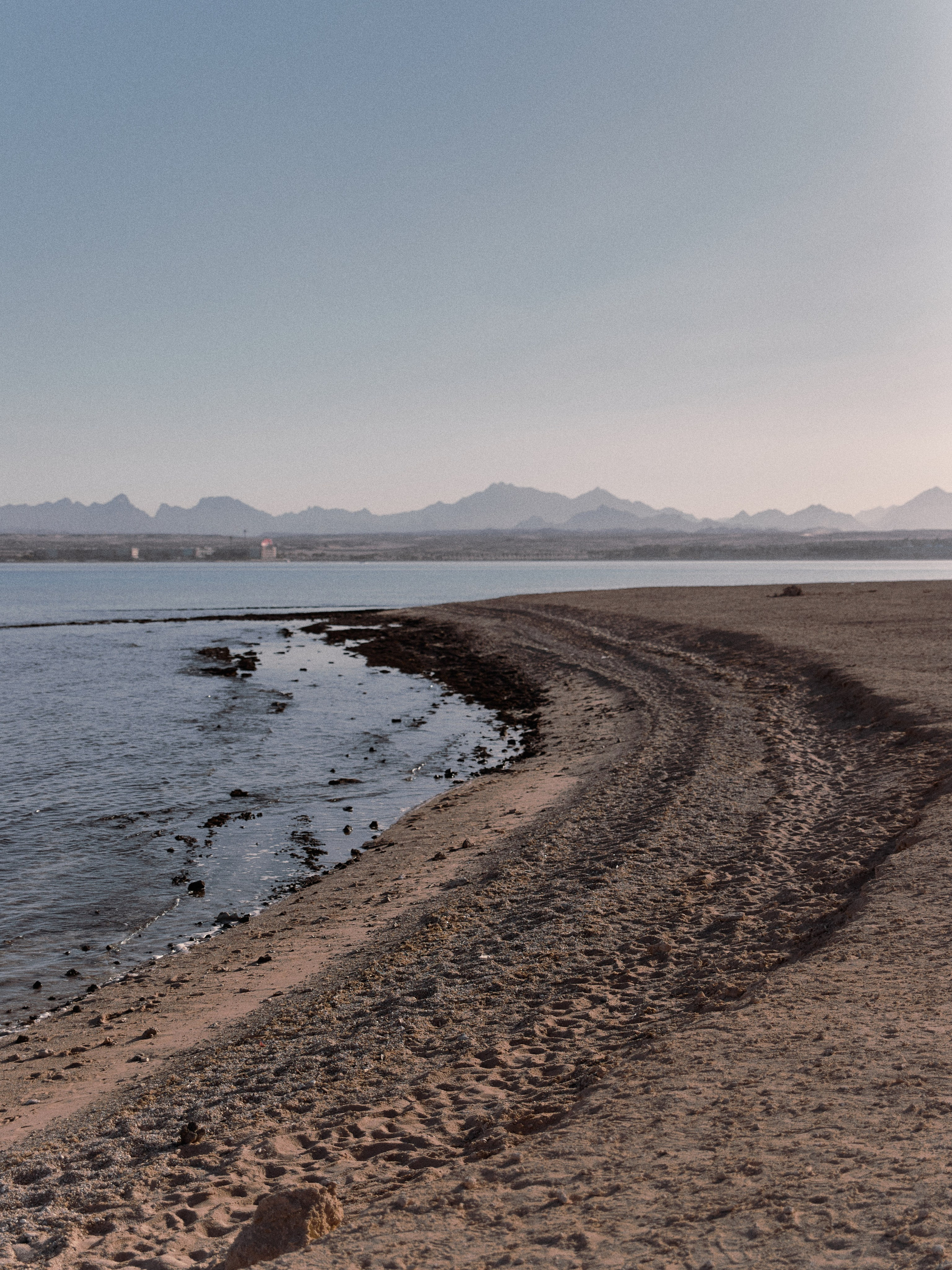 Сахл-Хашиш — пляж. Jorgis Talè — photographer, kind person, teacher of arts and other mag