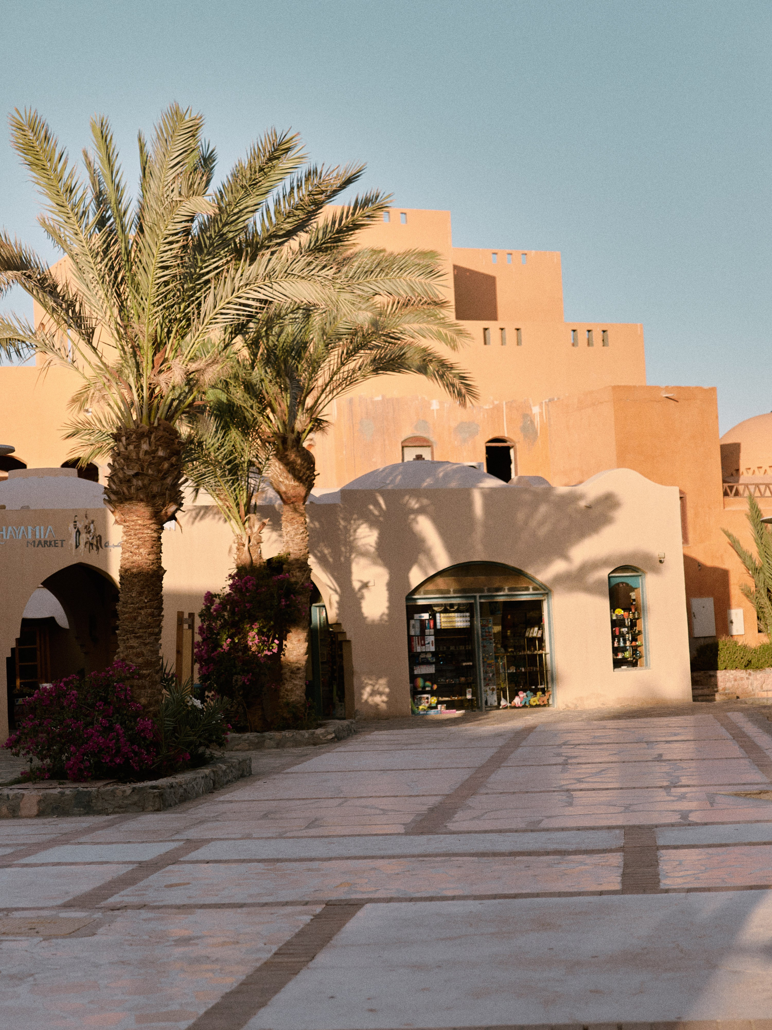 Улицы. Jorgis Talè — photographer, kind person, teacher of arts and other mag