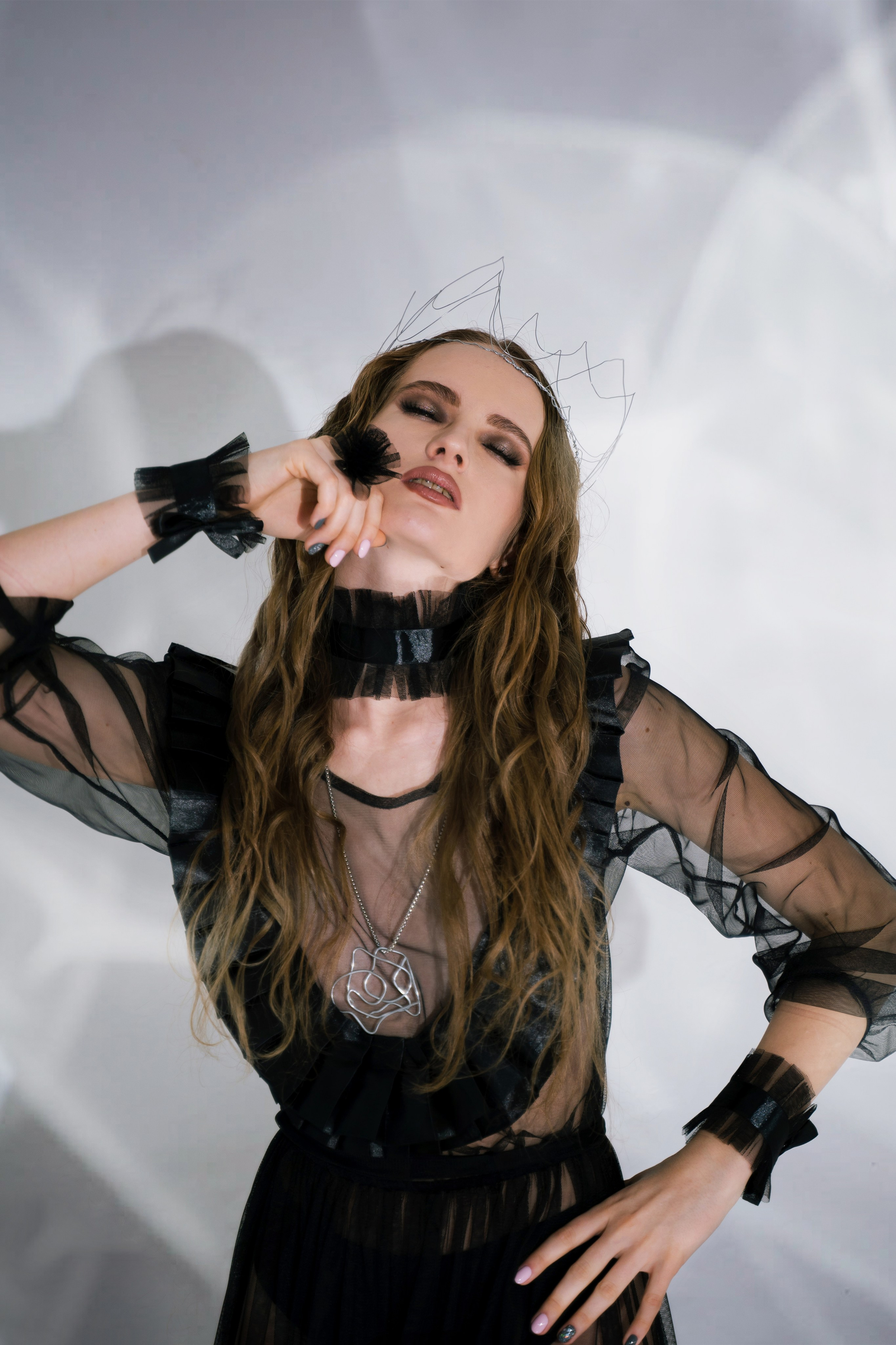 Голый король. Визуальный художник «Границы внутри»