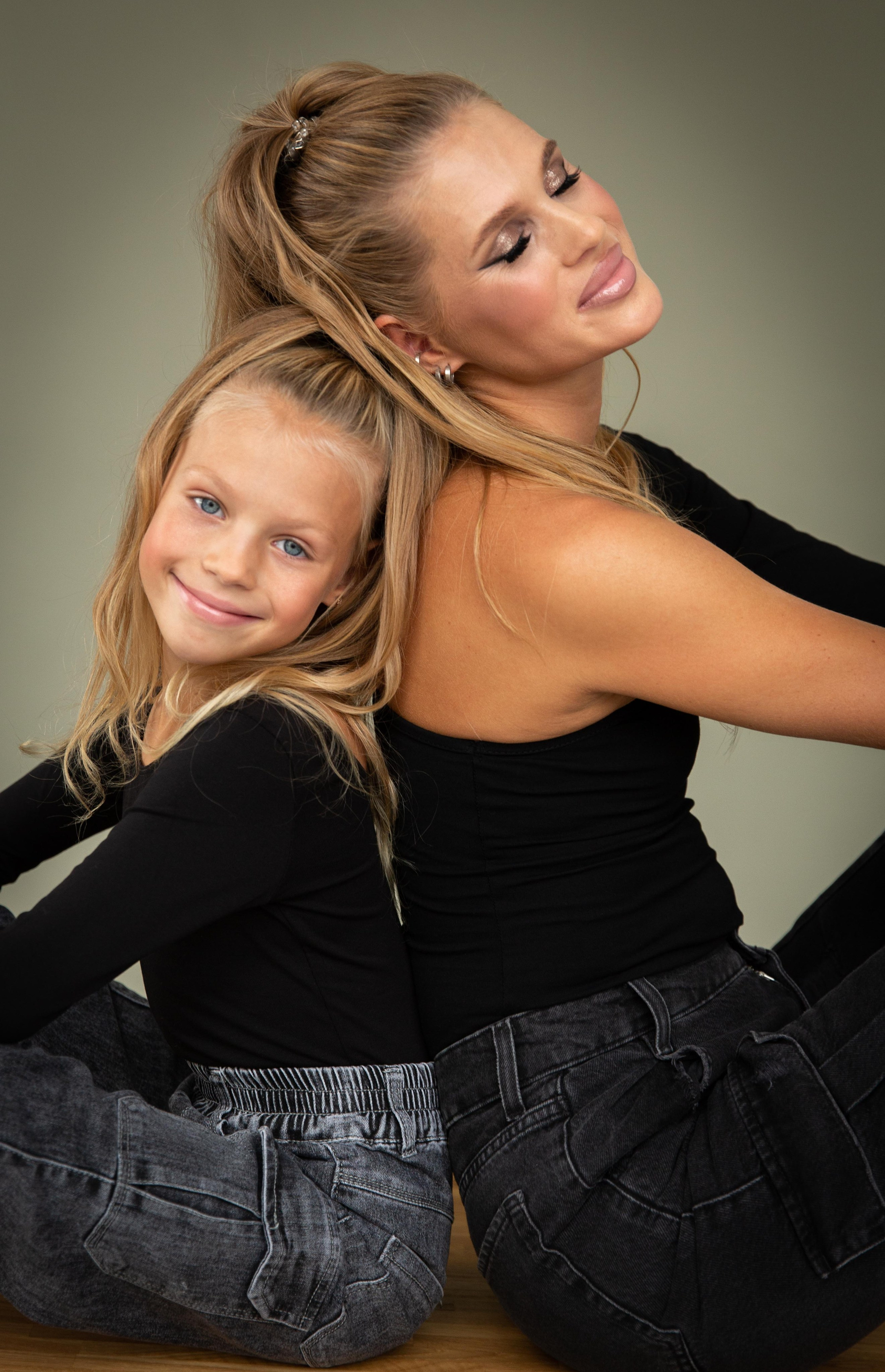 Дочки-матери. Семейный и портретнаый фотограф в Санкт-Петербурге Настя Поздняя