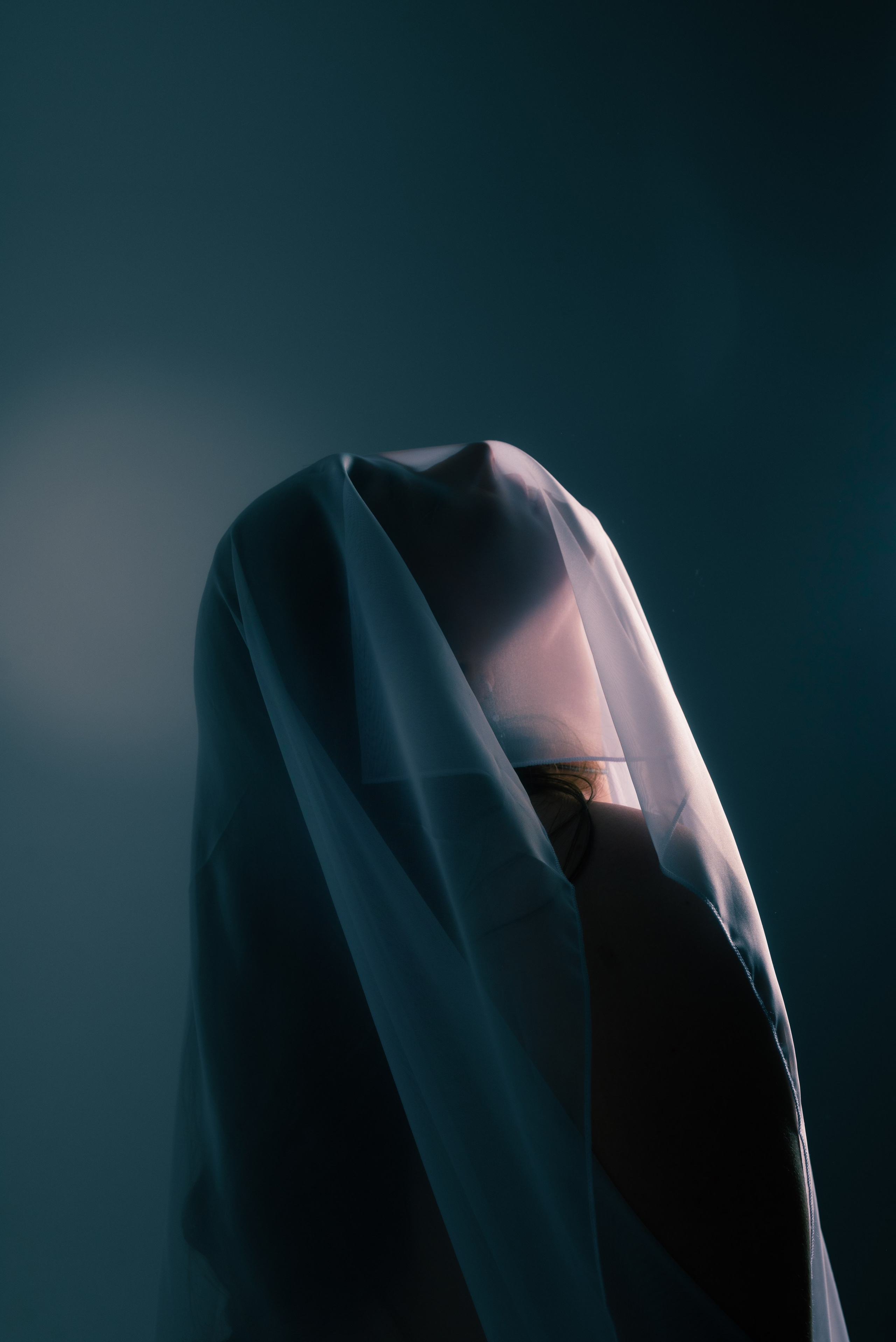 Женская архетипная съемка в студии. Фотоведьма Дарья Нечинская