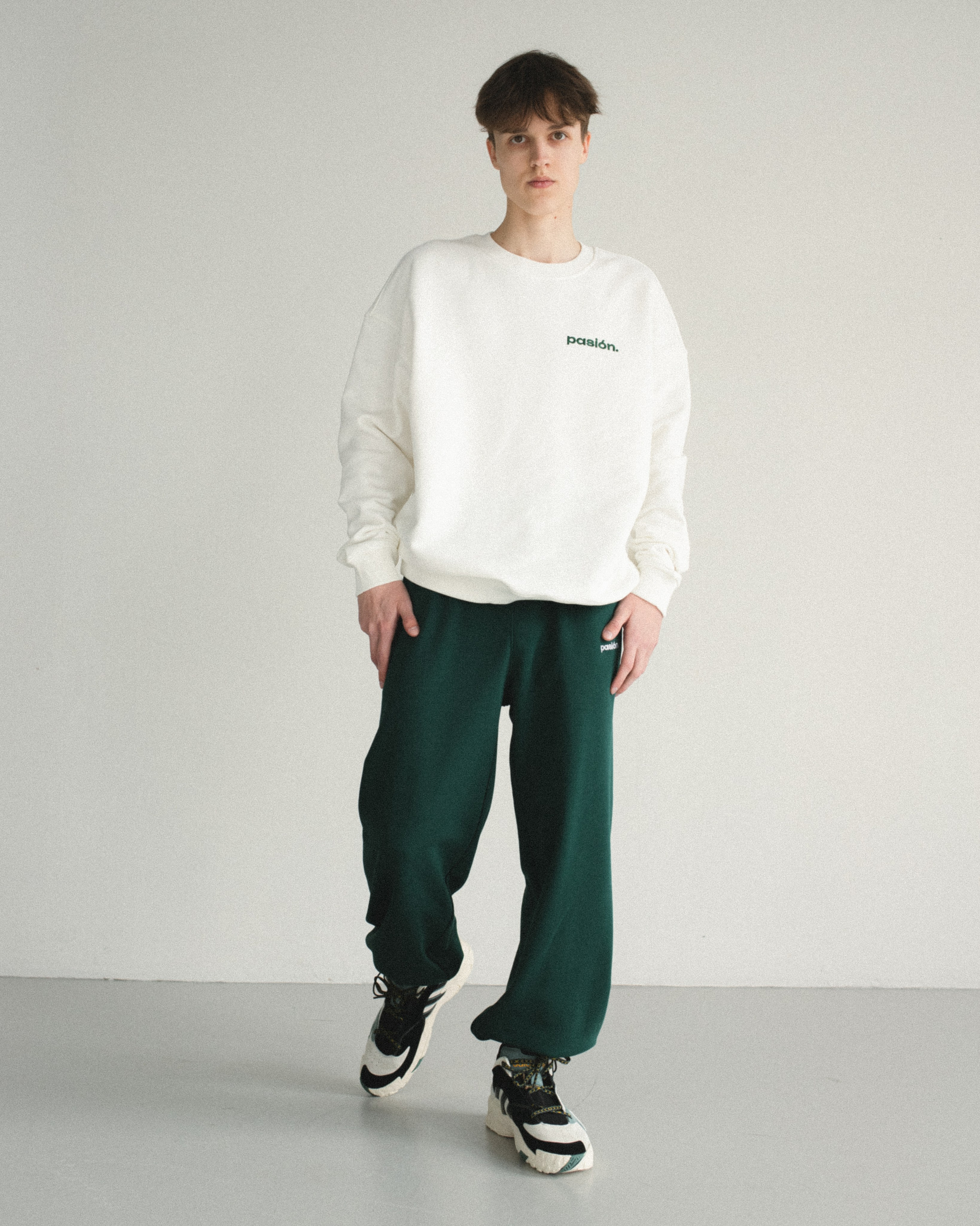 Модельная школа Khanova. Фотограф в Москве и Сургуте Алла Лесовая. Снимаю каталог для брендов и индивидуальные портреты для людей