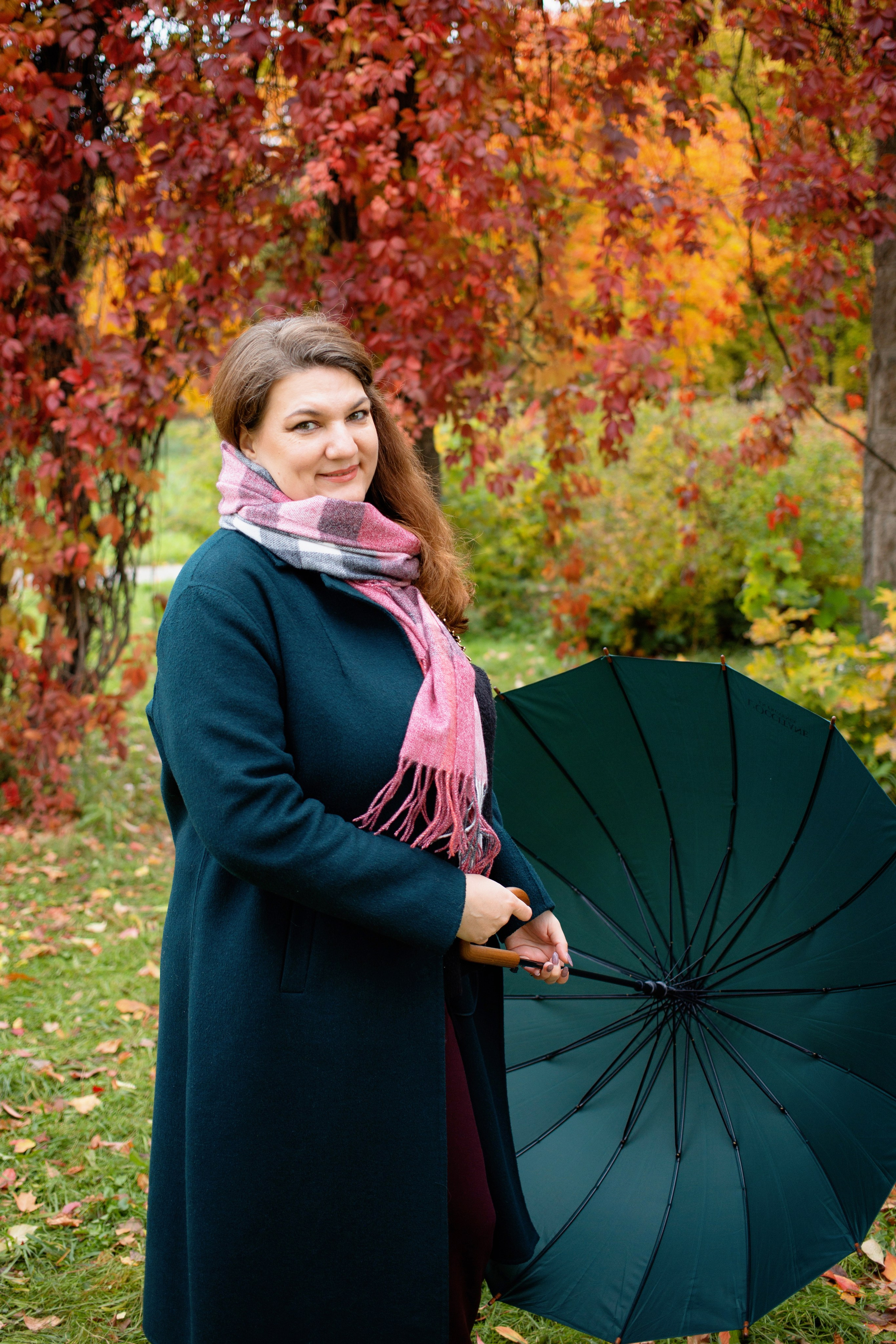 Фотосессия в уютном кафе и парке СПб, осенняя фотопрогулка. Портретные фотосессии, контент-съемки, репортаж