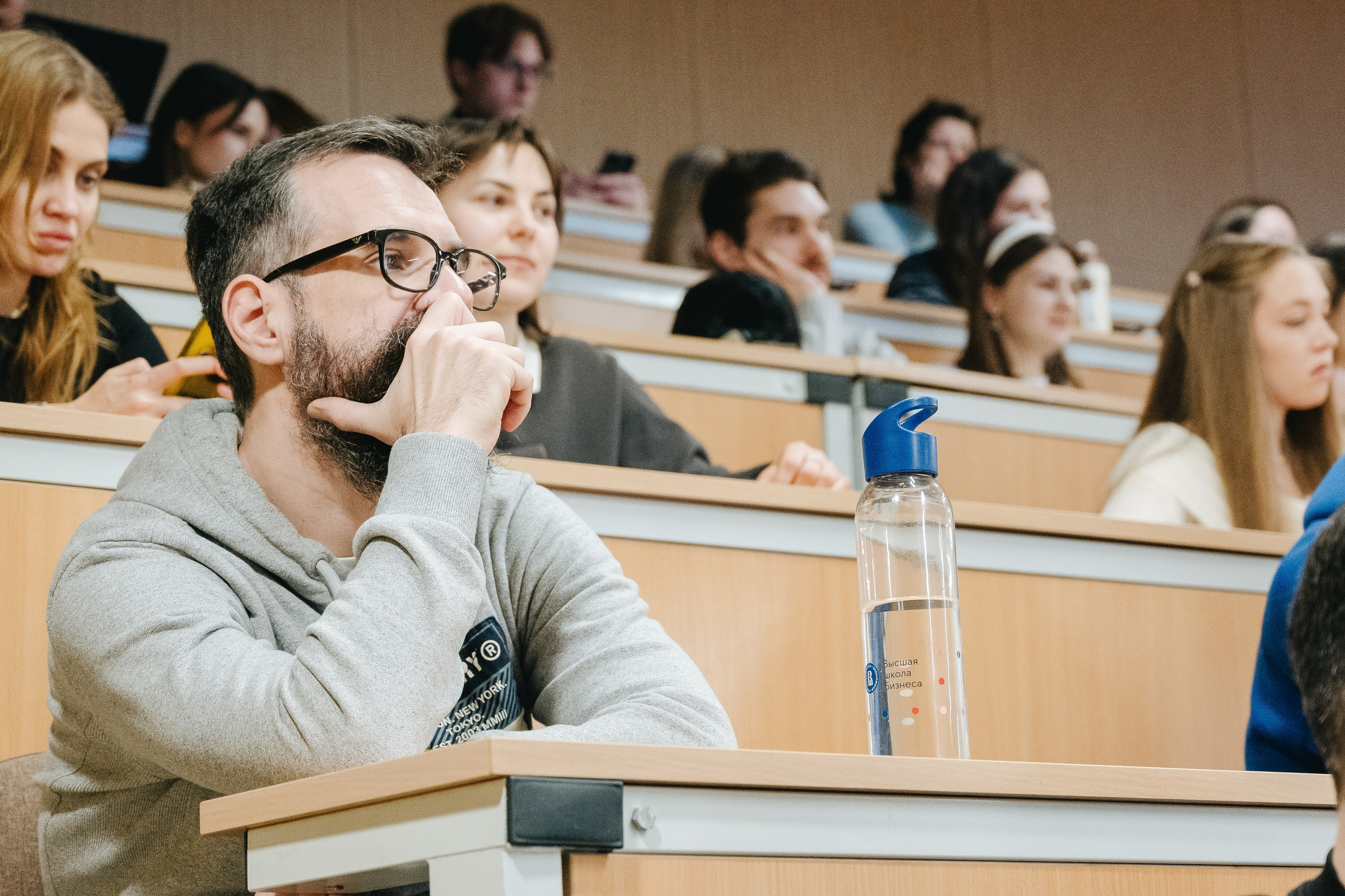 Встреча с Олегом Титовым, креативным продюсером Medium Quality. Даниил Сергеев: репортажный фотограф