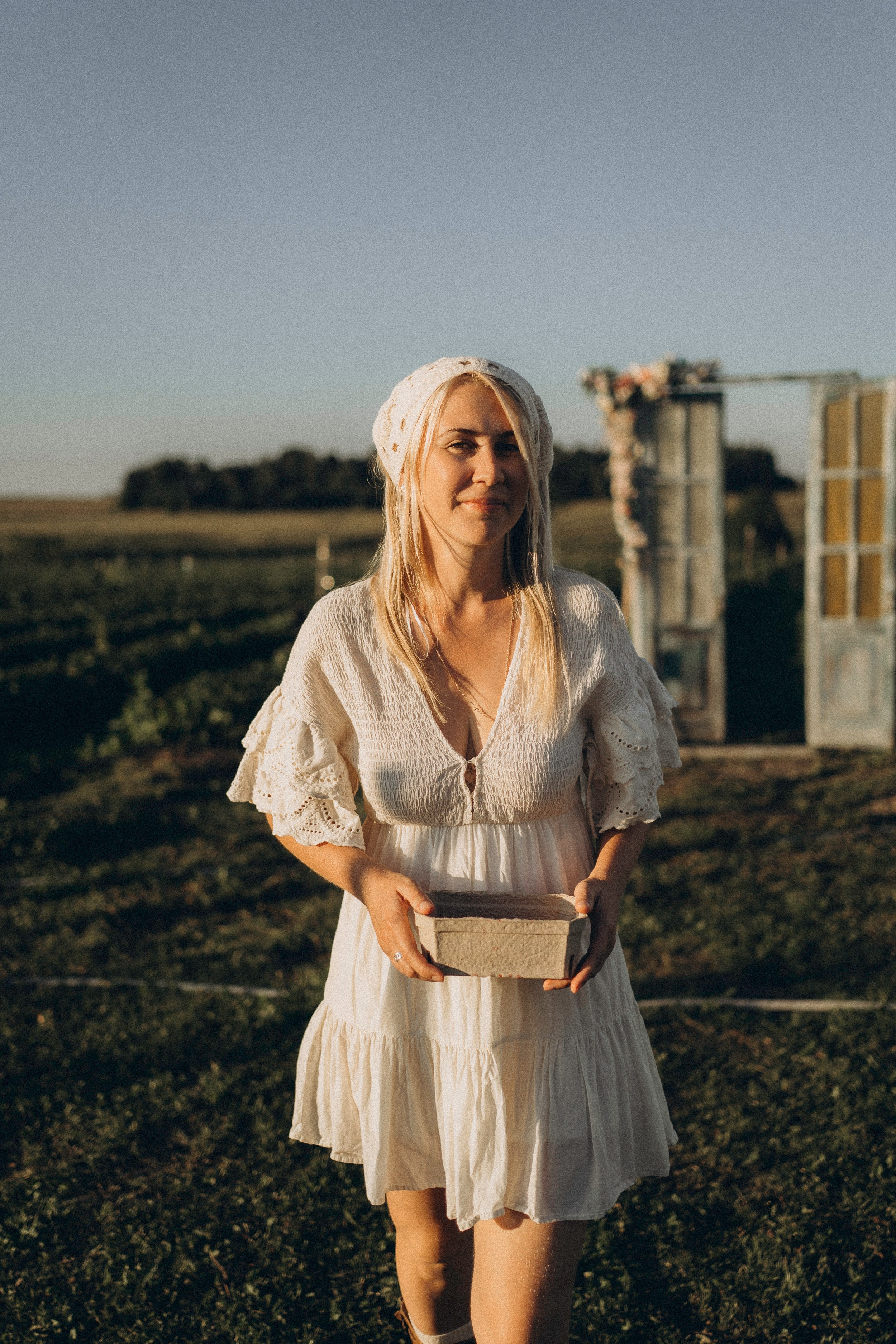 Алина и Оливия съемка на природе. Семейный фотограф в Калуге Ирина Алдохина