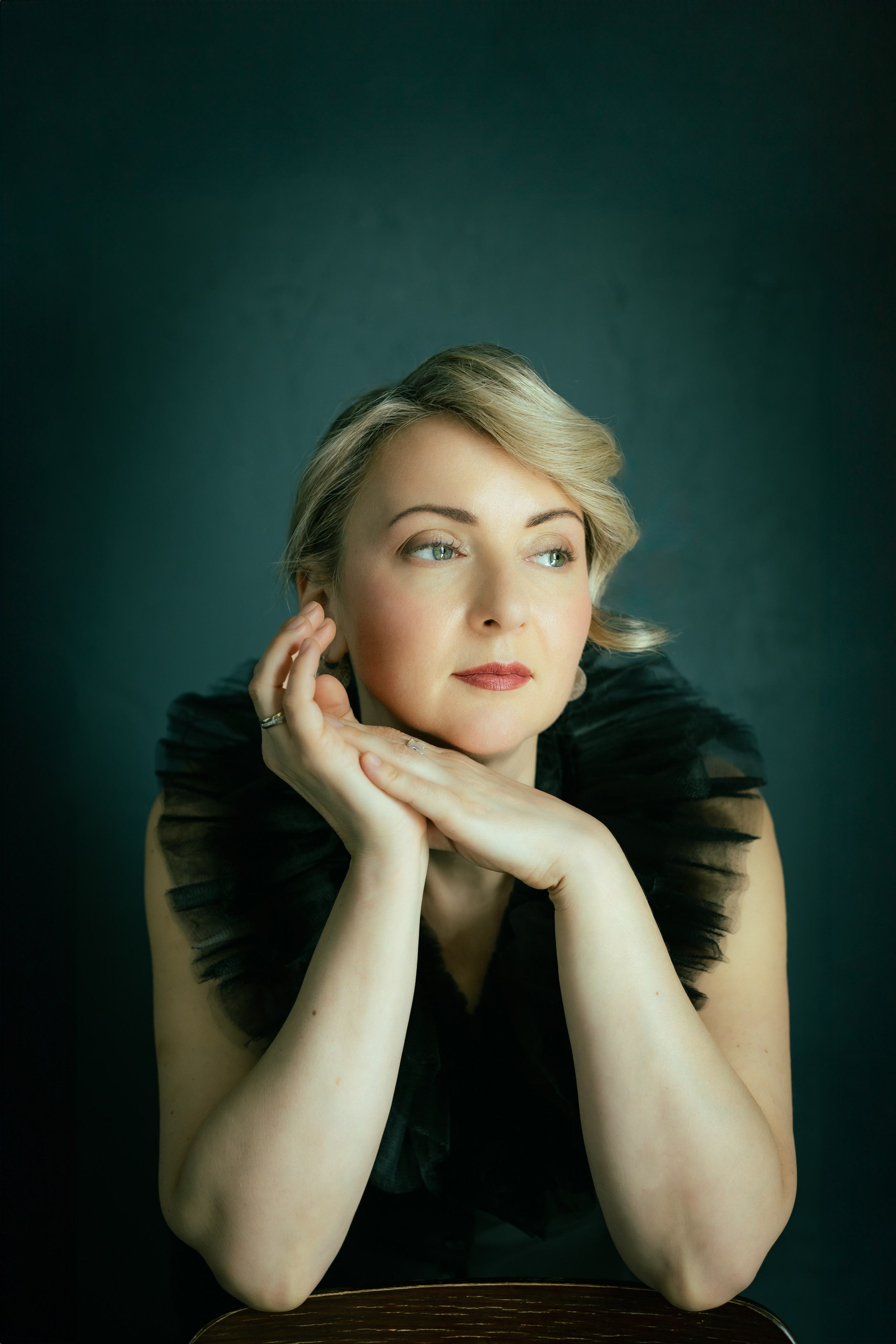 Портретный творческий фотограф в Москве Надя Дудник