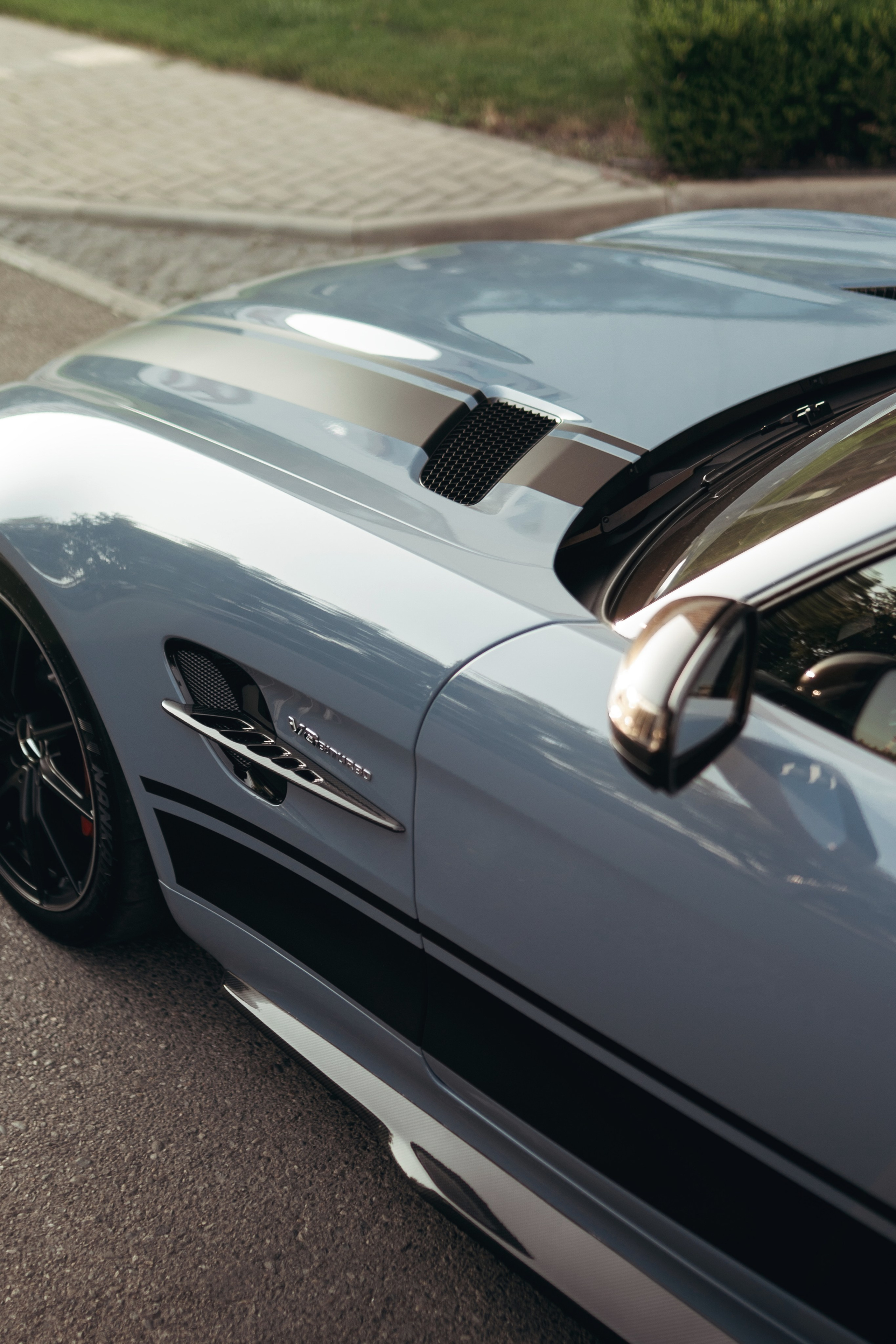 Фотографии Mercedes-AMG GTR