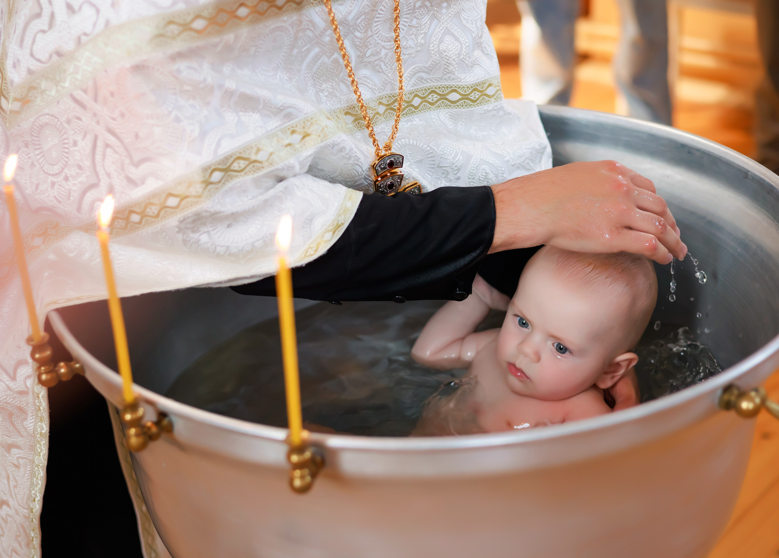 Таинство Крещения. Свадебный и семейный фотограф в г. Майкопе (выезд по республике и краю)