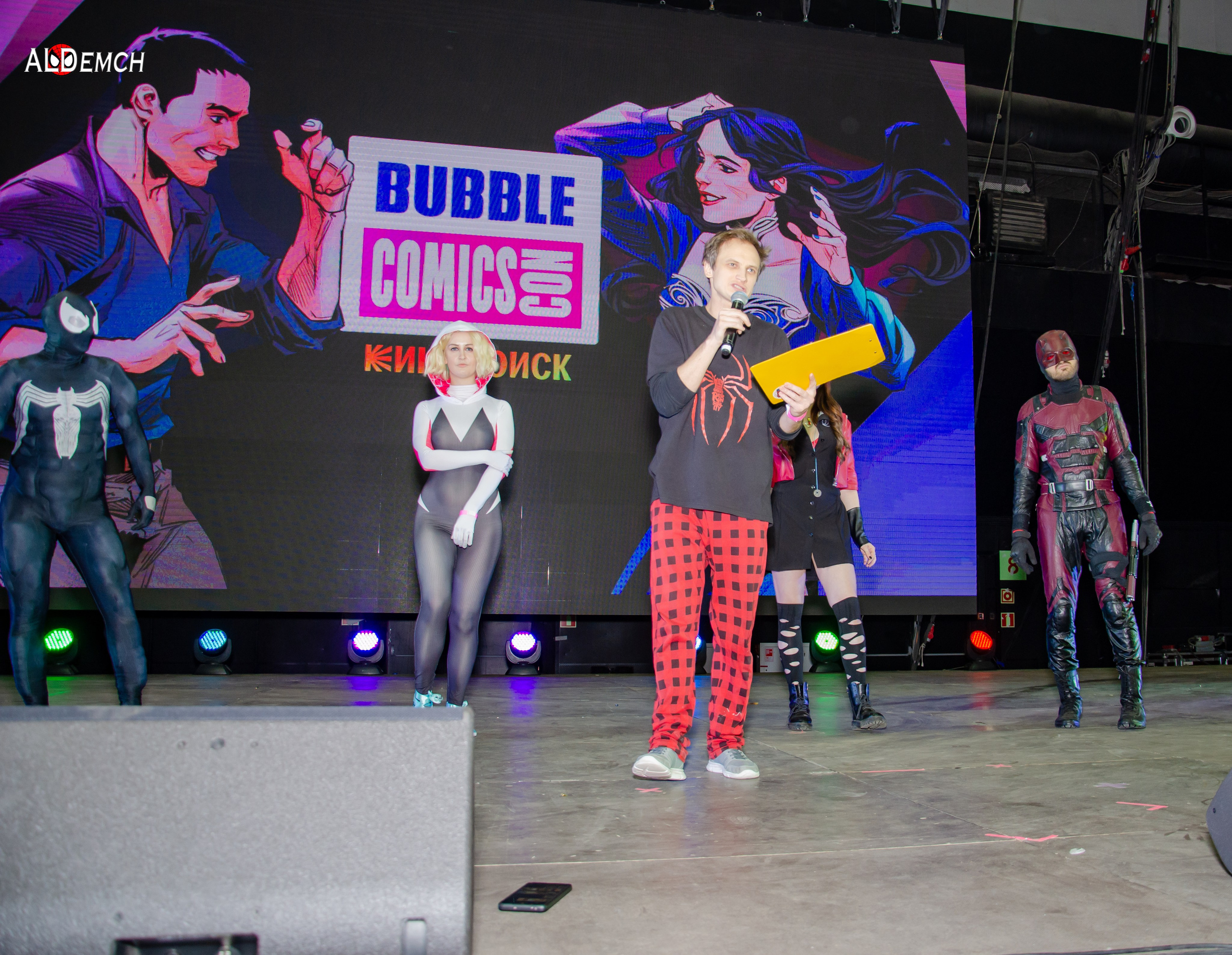 Bubble Comics Con фестиваль в Москве фотографии