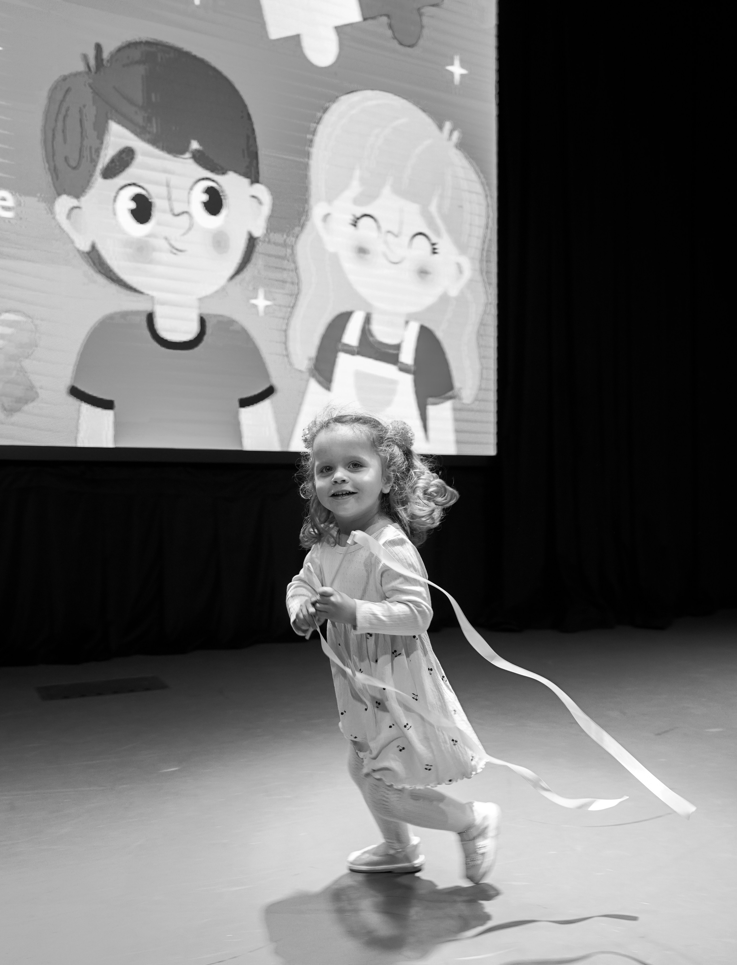 Репортаж выставки и концерта ко дню информирования об аутизме. Детский, семейный фотограф: newborn, беременность, годовасие, репортаж. Москва