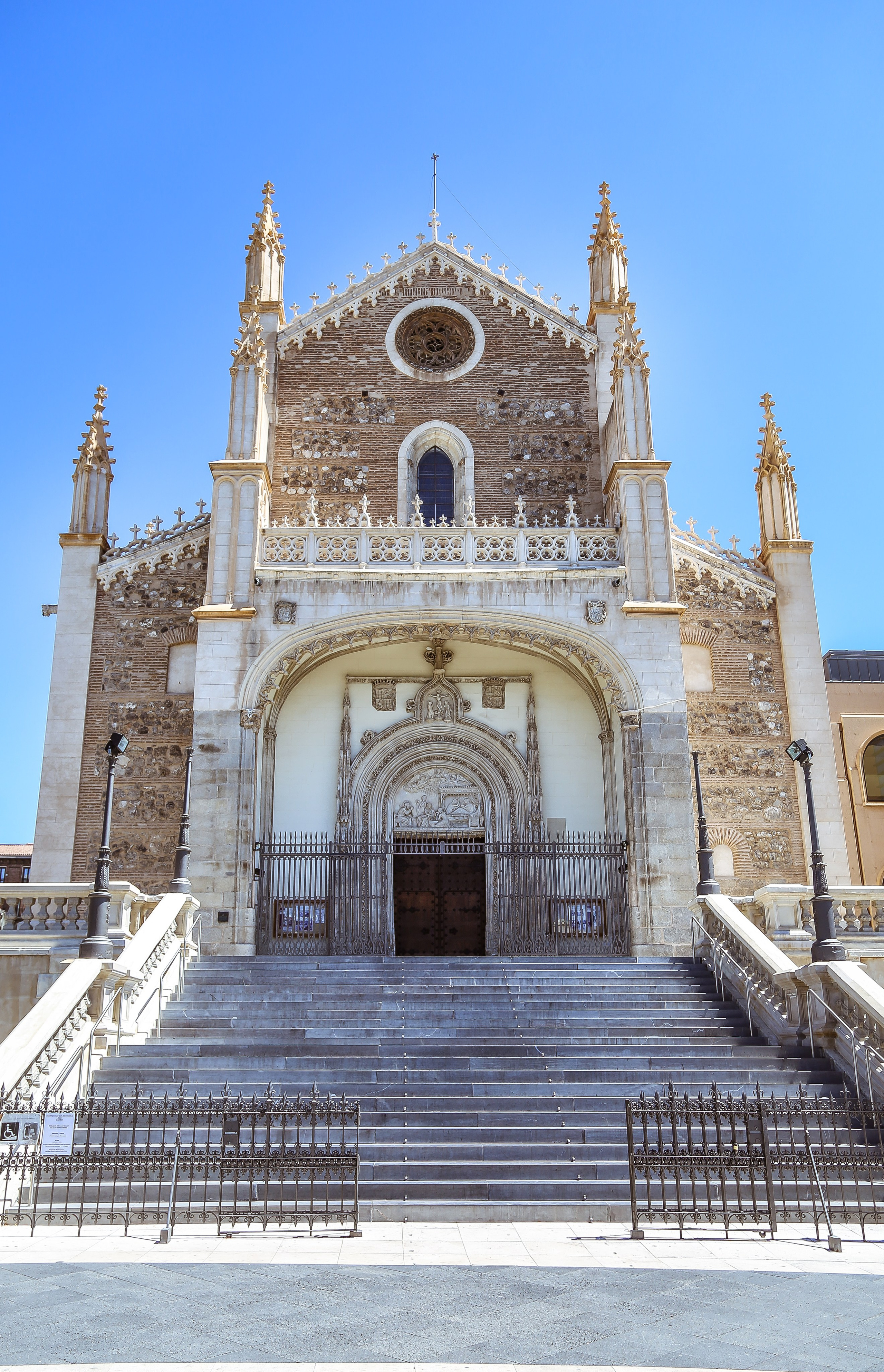 Испания: архитектурный облик Мадрида. Дарья Письменюк / Darya Leitstern — фотограф, музыкант, журналист, путешественник