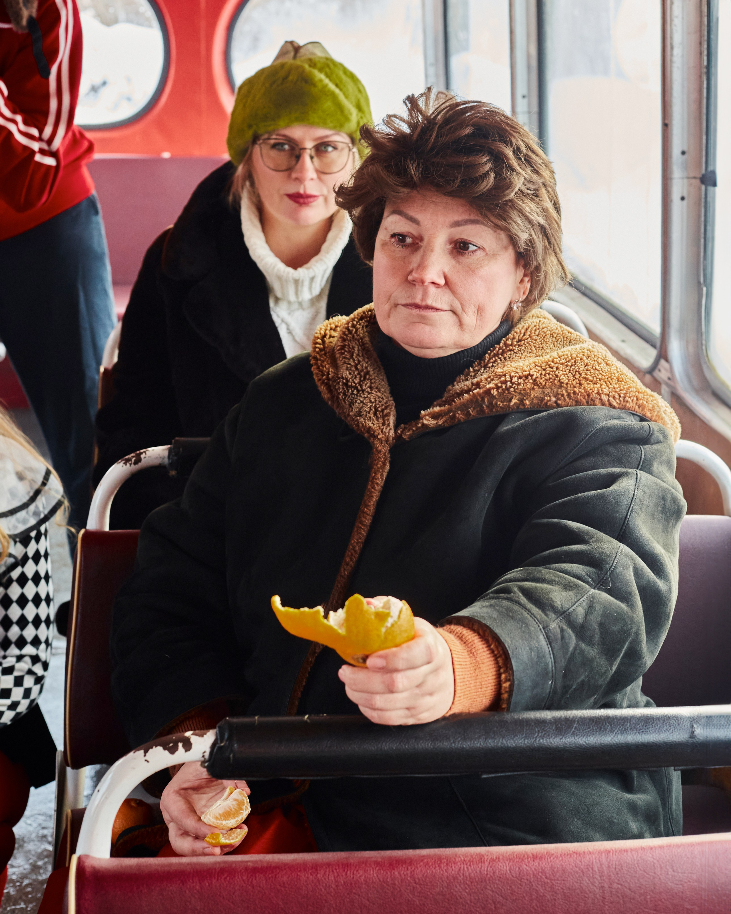 СССР. Встреча Нового Года посреди леса в заглохшем автобусе. Фотограф. Love story, портрет, индивидуальные съемки. Фудфотограф