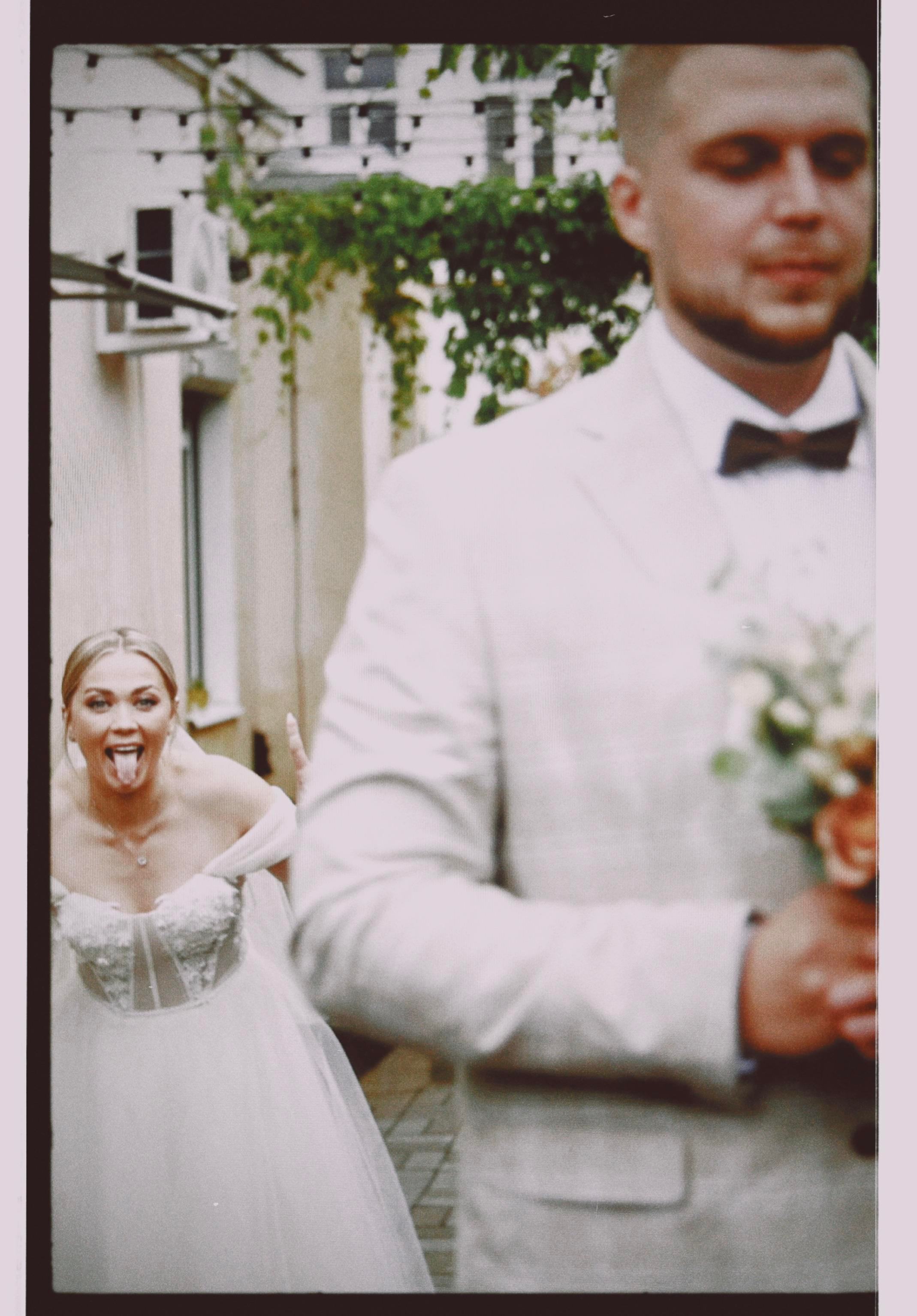 Пленочный Анонс Wedding day Игорь и Алена. Свадебный фотограф Колесников Антон