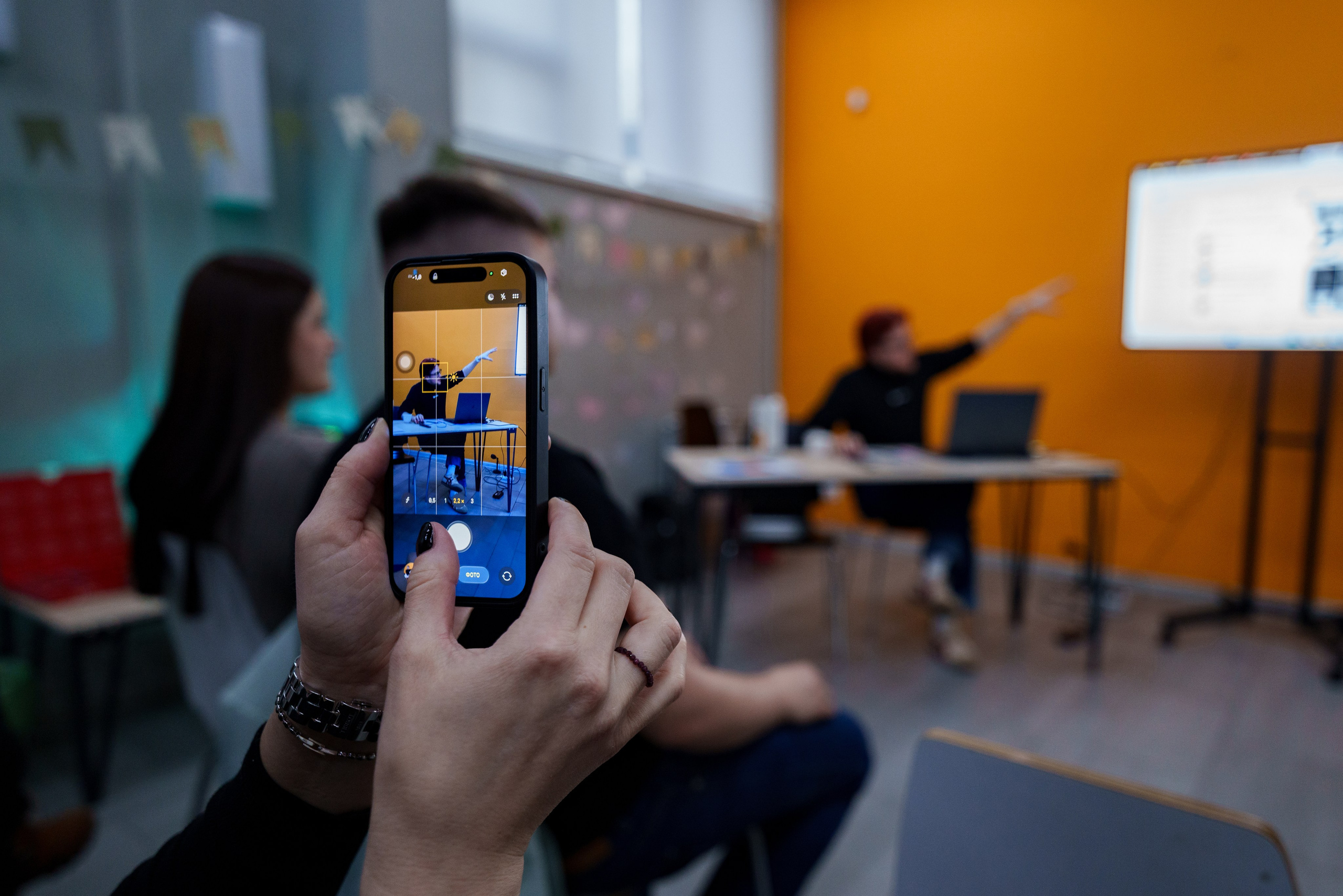 KOLLAB STANCIA. Донеал Скнарь — концертный фотограф