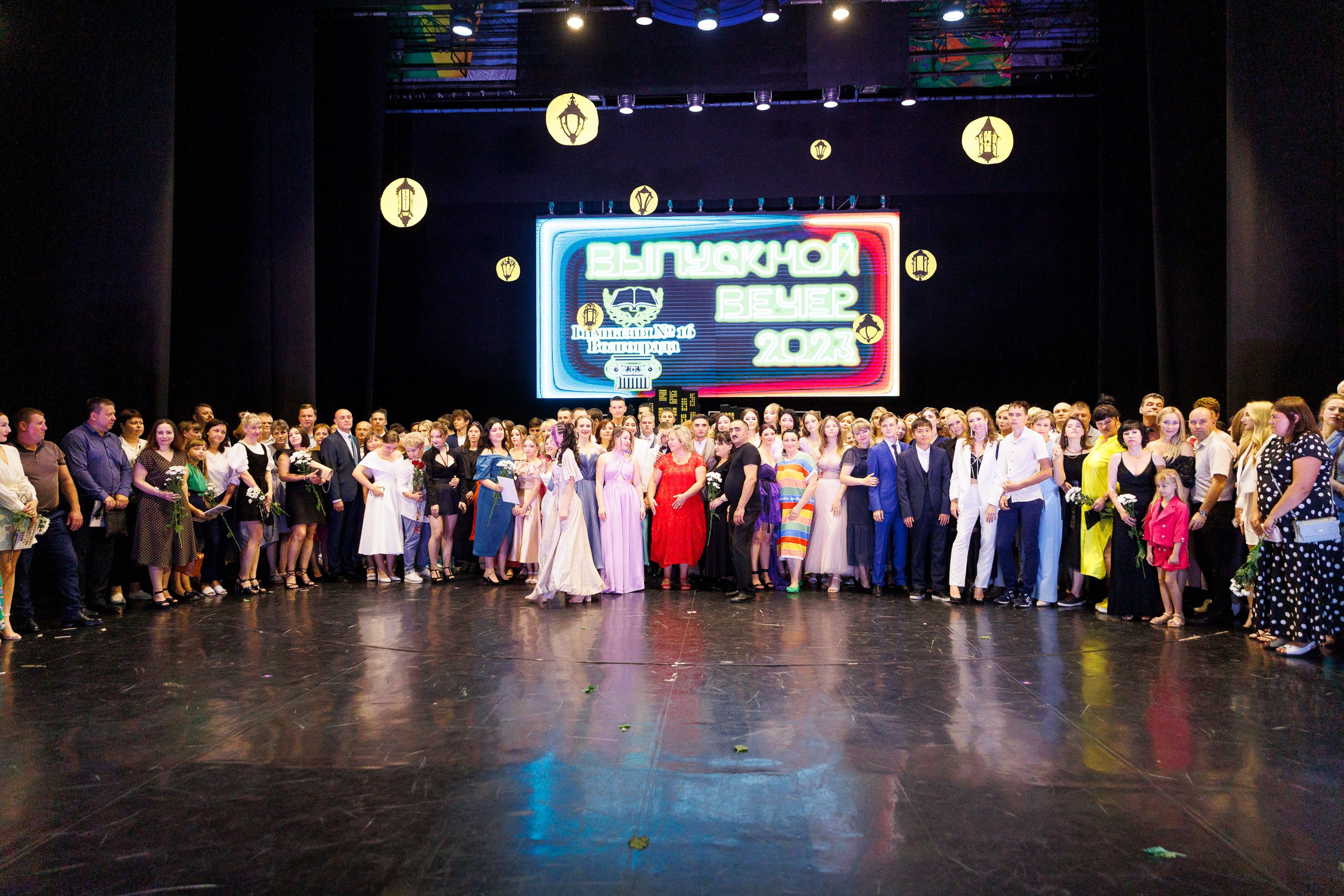 Выпускной — 2023 г. Фотограф Шейдаев Эмин г. Волгоград