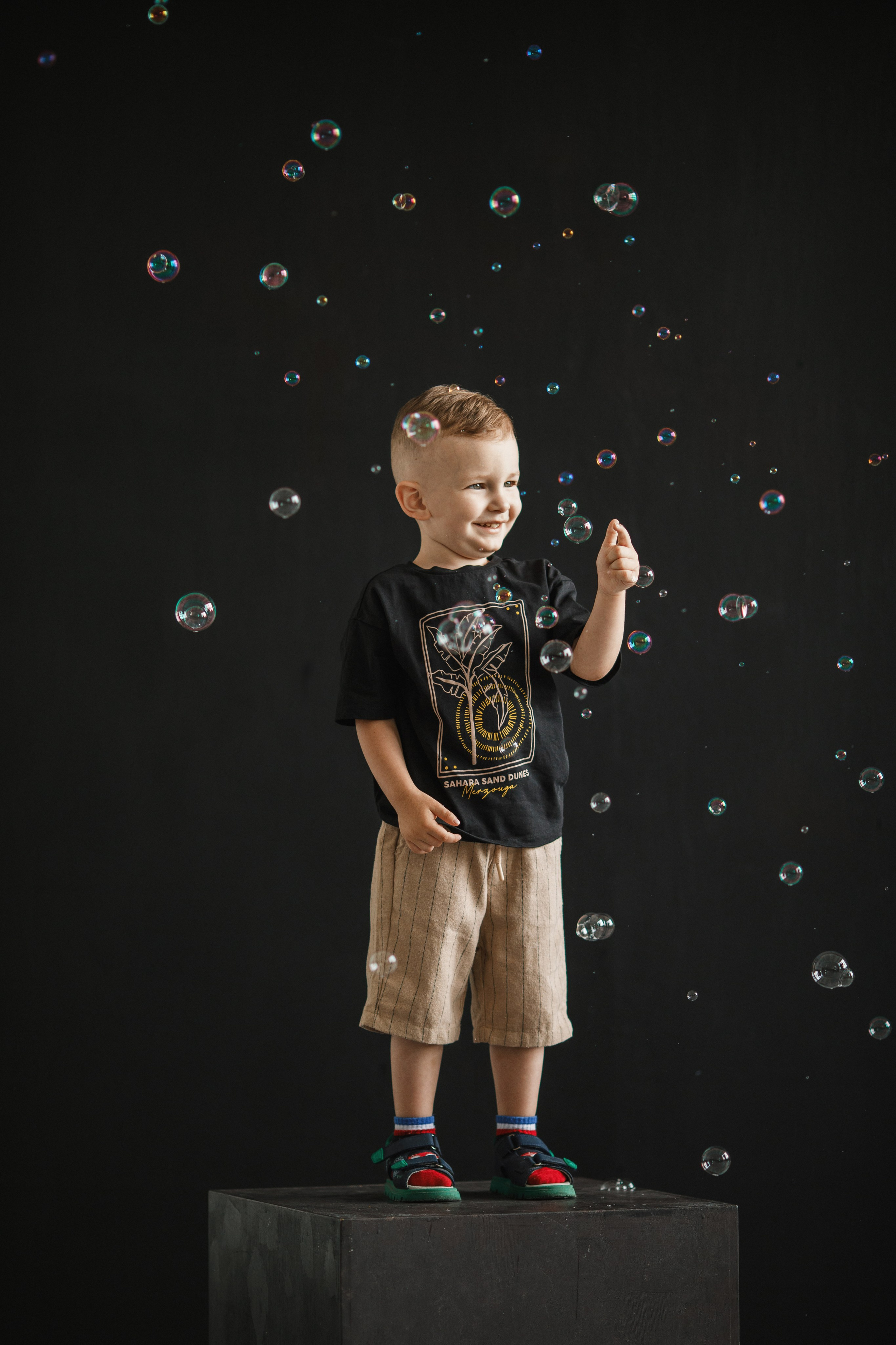 Семейная фотосессия с бенто-тортом. Фотограф во Владикавказе Юрий Геворгизов