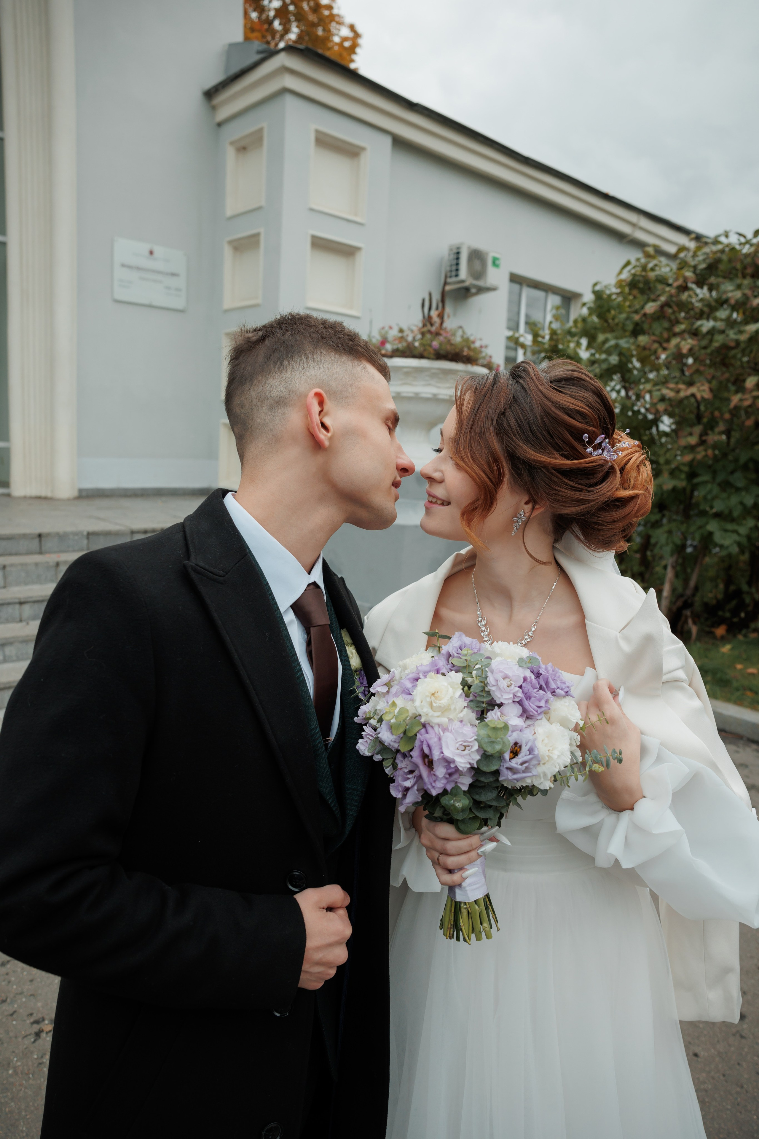 Константин и Дарья, ЗАГС ВДНХ, отель Soluxe, ресторан «Антик». Свадебный и репортажный фотограф (Москва, Королев и другие)