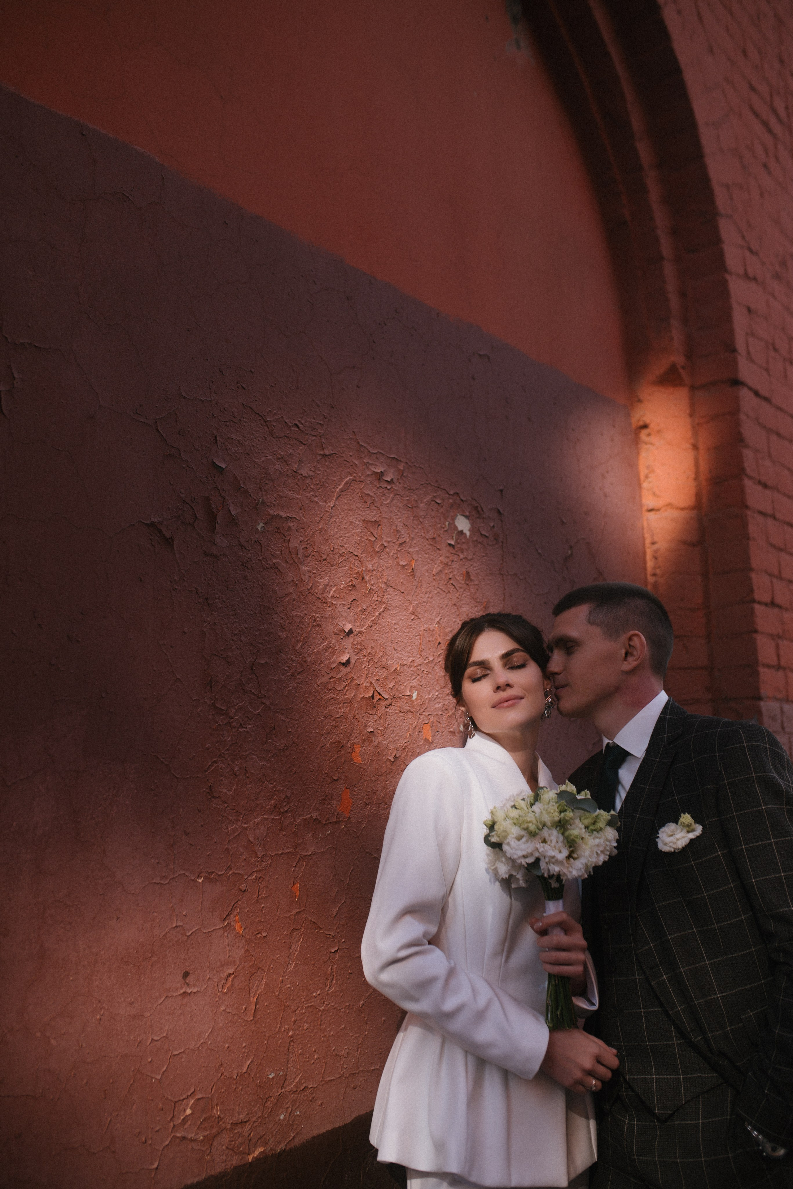 Евгений & Анастасия (отель/роспись). Свадебный, семейный, женский фотограф в Москве, Мытищах, Королёве Ксения Узилле