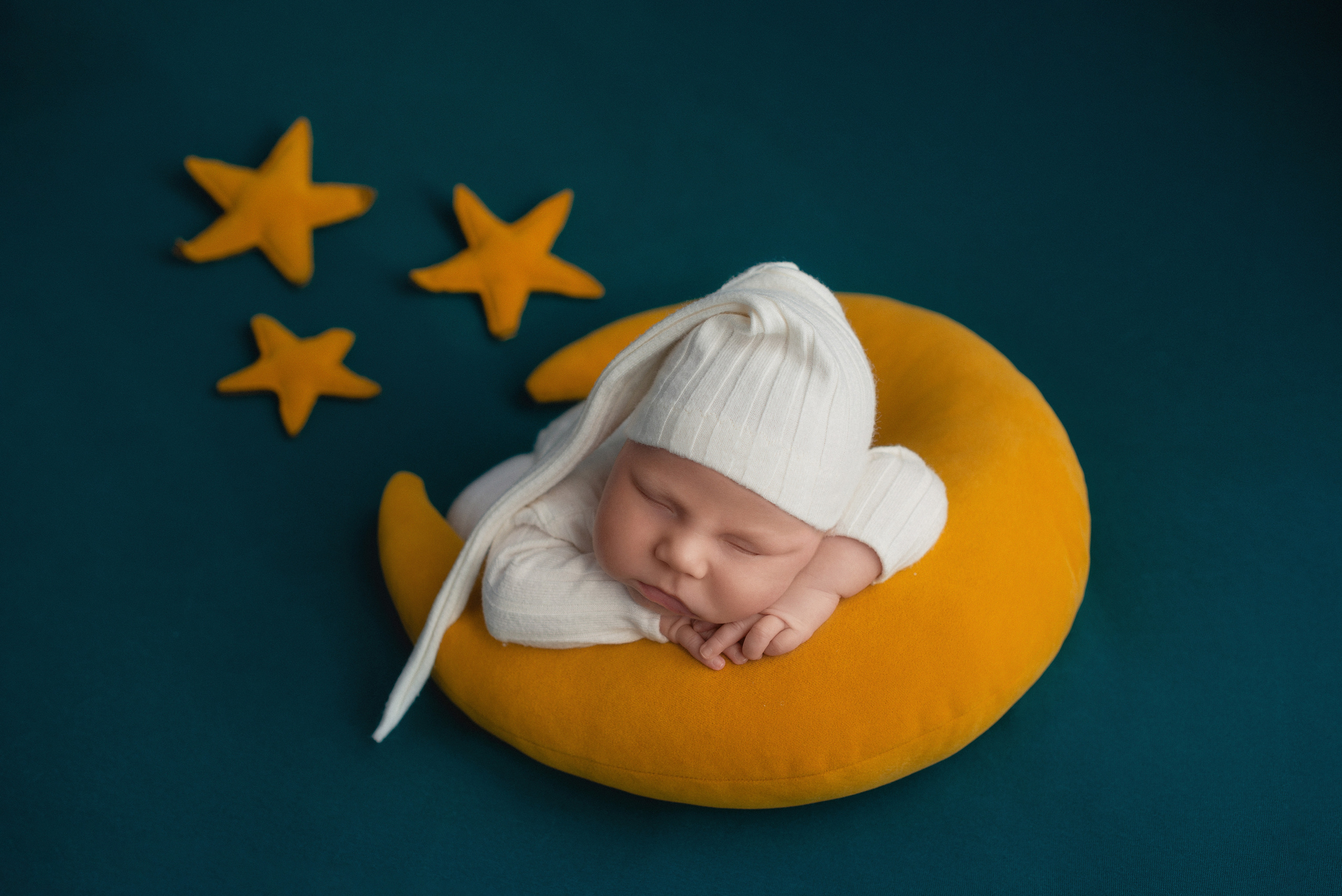 Фотосъемка новорожденного. Фотограф беременности, новорожденных и детей до года в Челябинске Волк