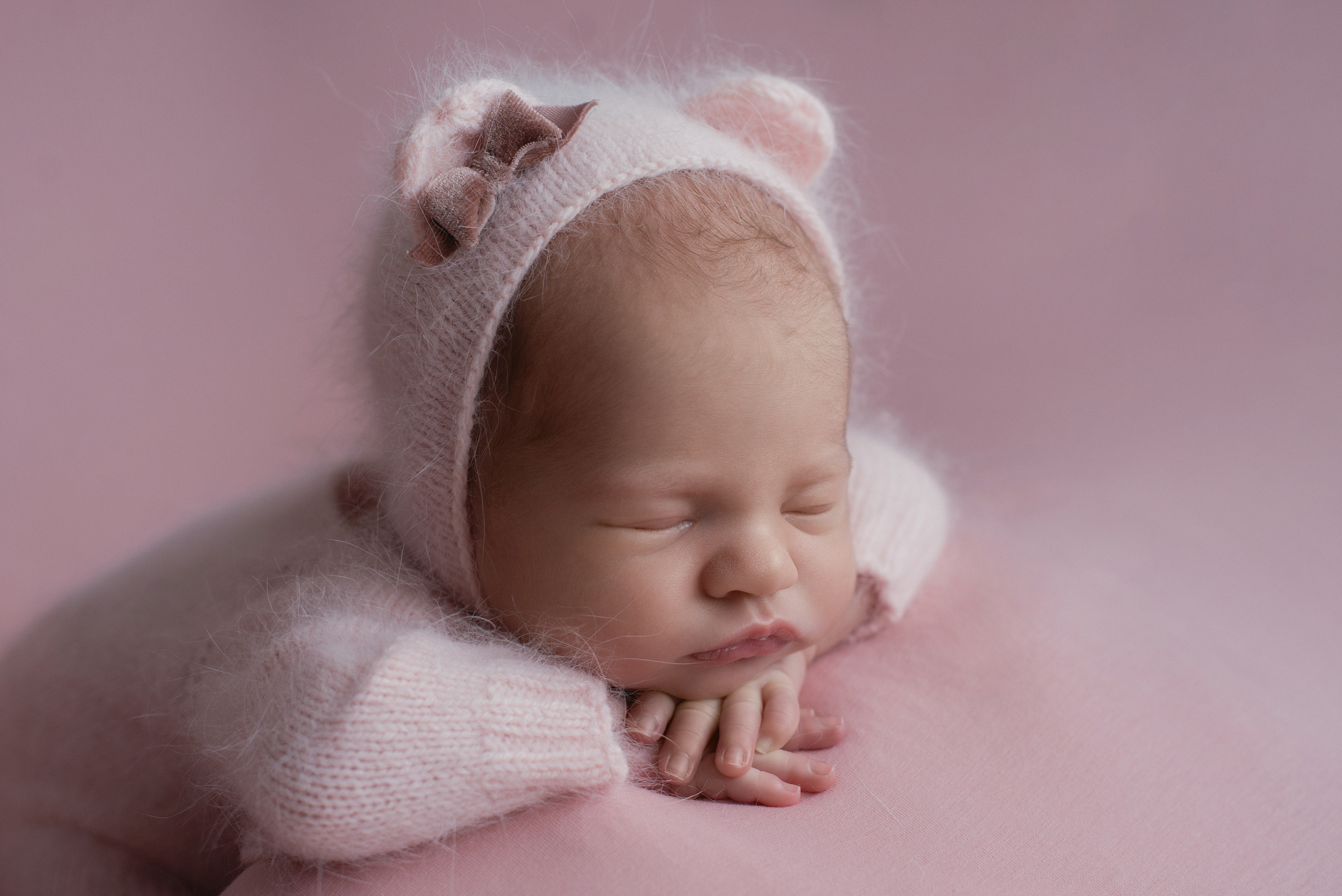 Фотосъемка новорожденного. Фотограф беременности, новорожденных и детей до года в Челябинске Волк