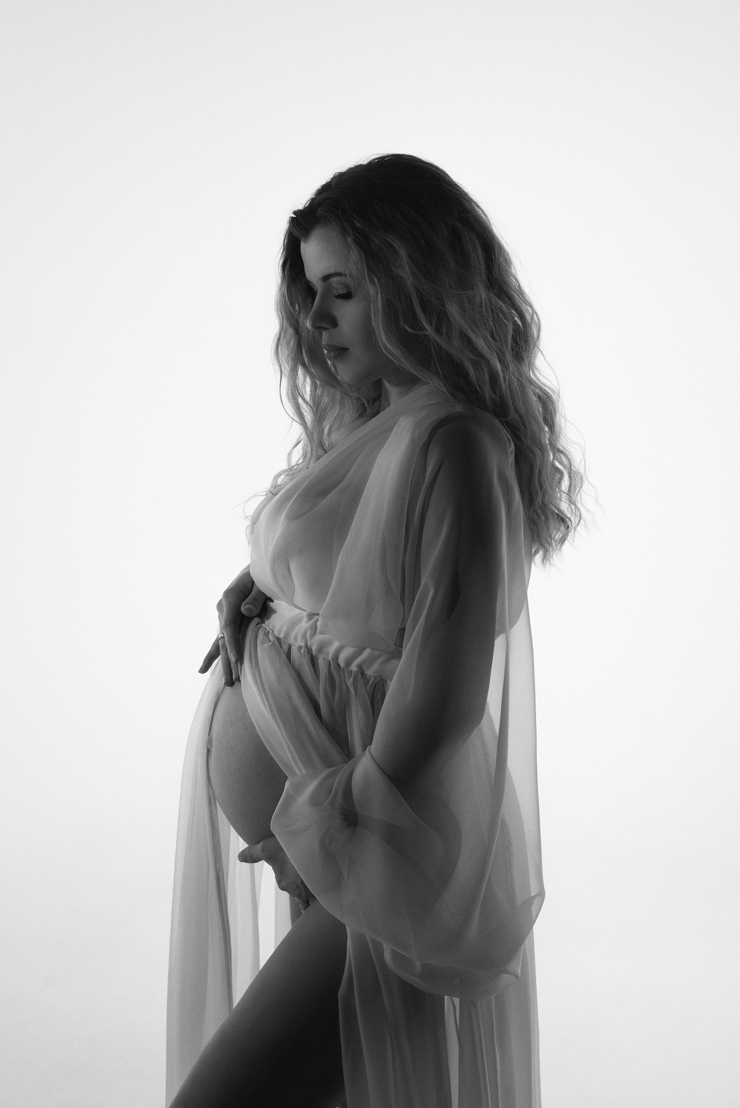 Фотосъемка беременности. Фотограф беременности, новорожденных и детей до года в Челябинске Волк