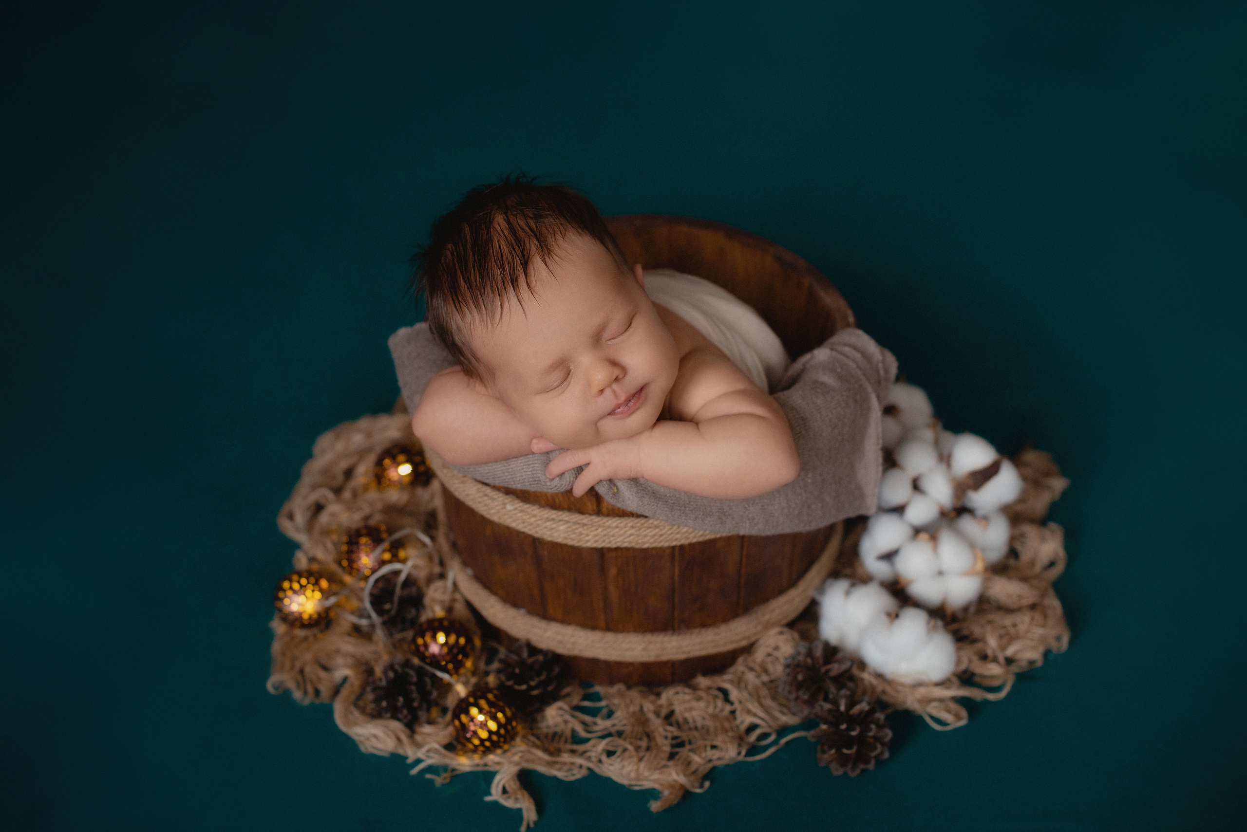 Фотосъемка новорожденного. Фотограф беременности, новорожденных и детей до года в Челябинске Волк