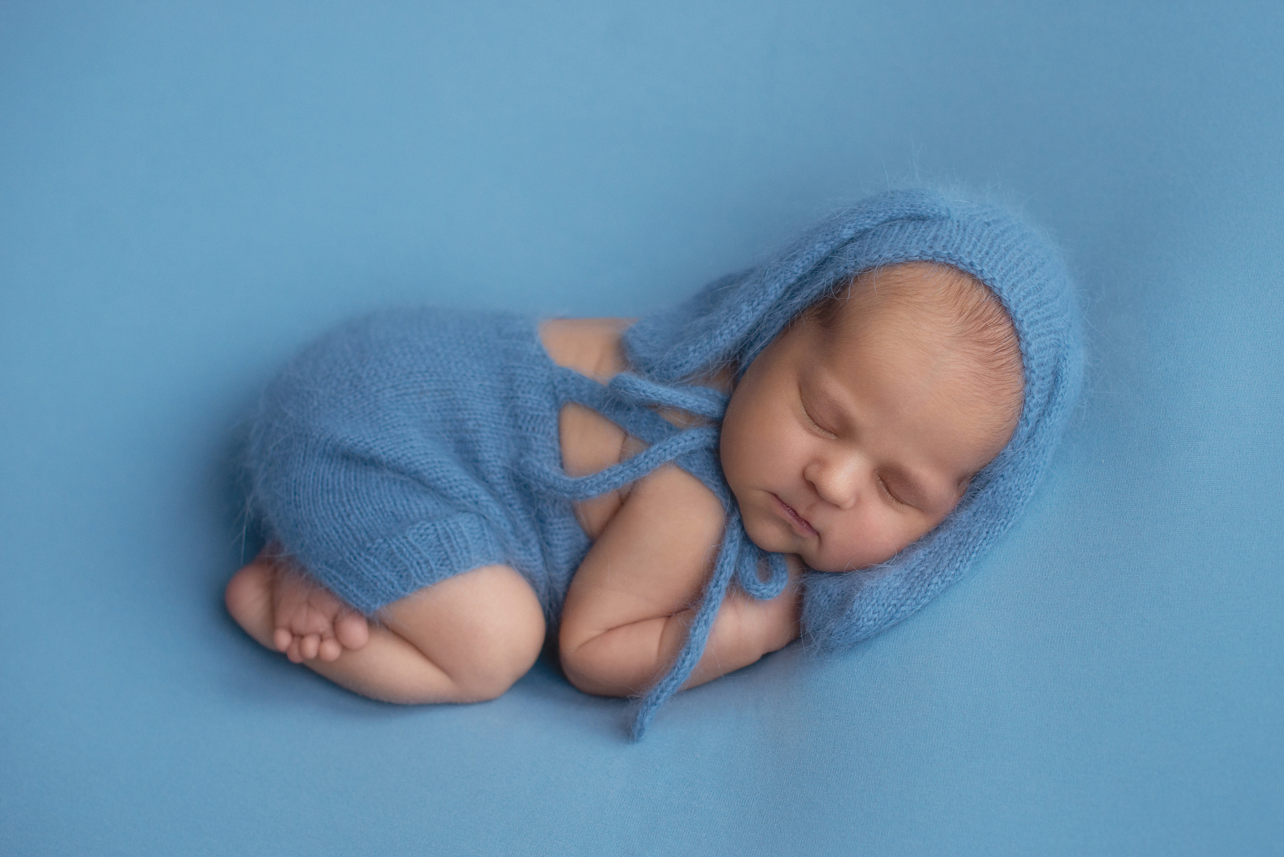 Фотосъемка новорожденного. Фотограф беременности, новорожденных и детей до года в Челябинске Волк