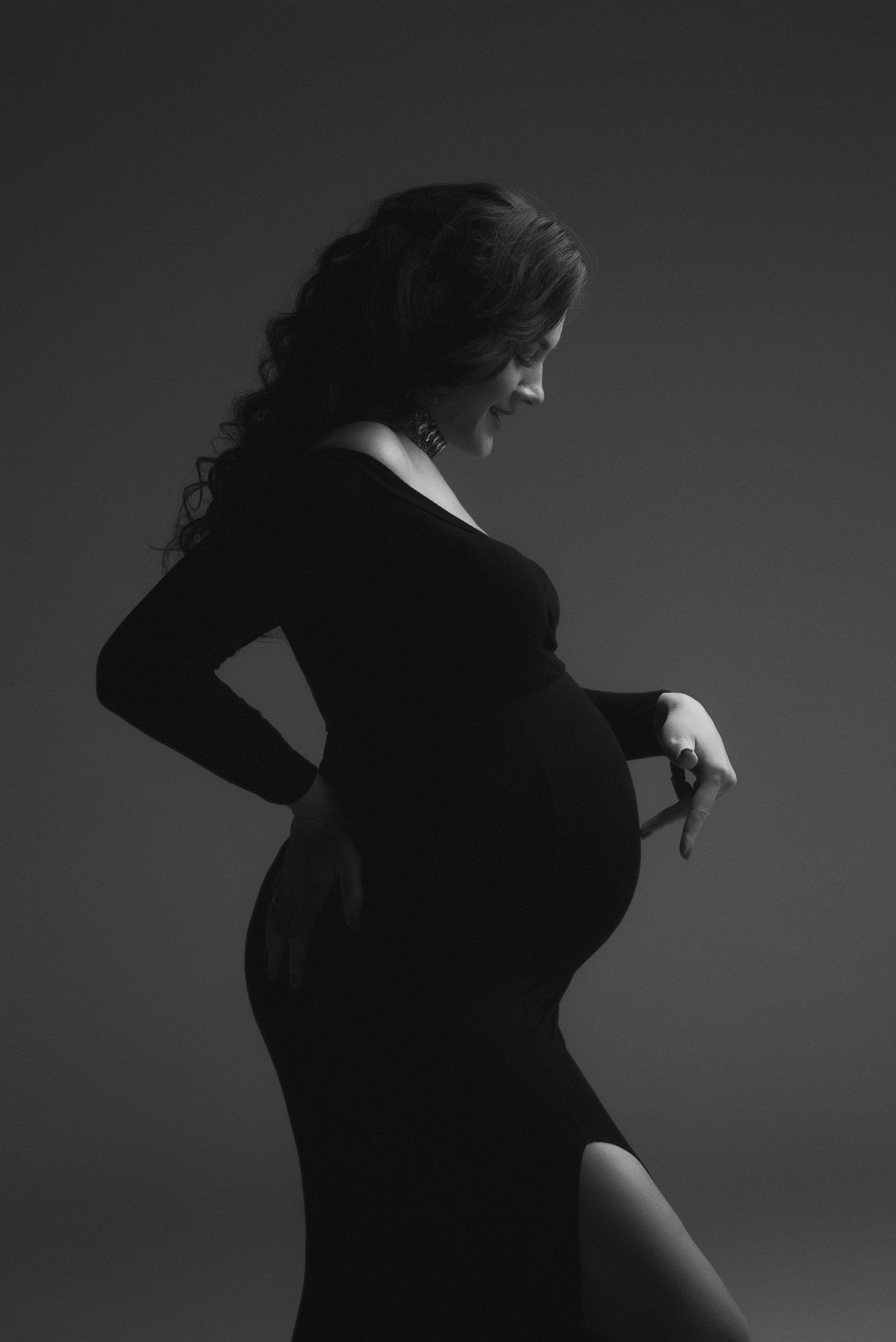 Фотосъемка беременности. Фотограф беременности, новорожденных и детей до года в Челябинске Волк