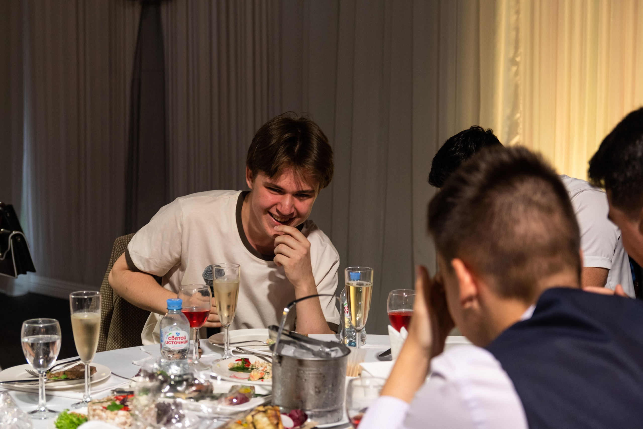 Выпускной из 11 класса. 2023. Семейный и индивидуальный фотограф Life style в Санкт-Петербурге Мария