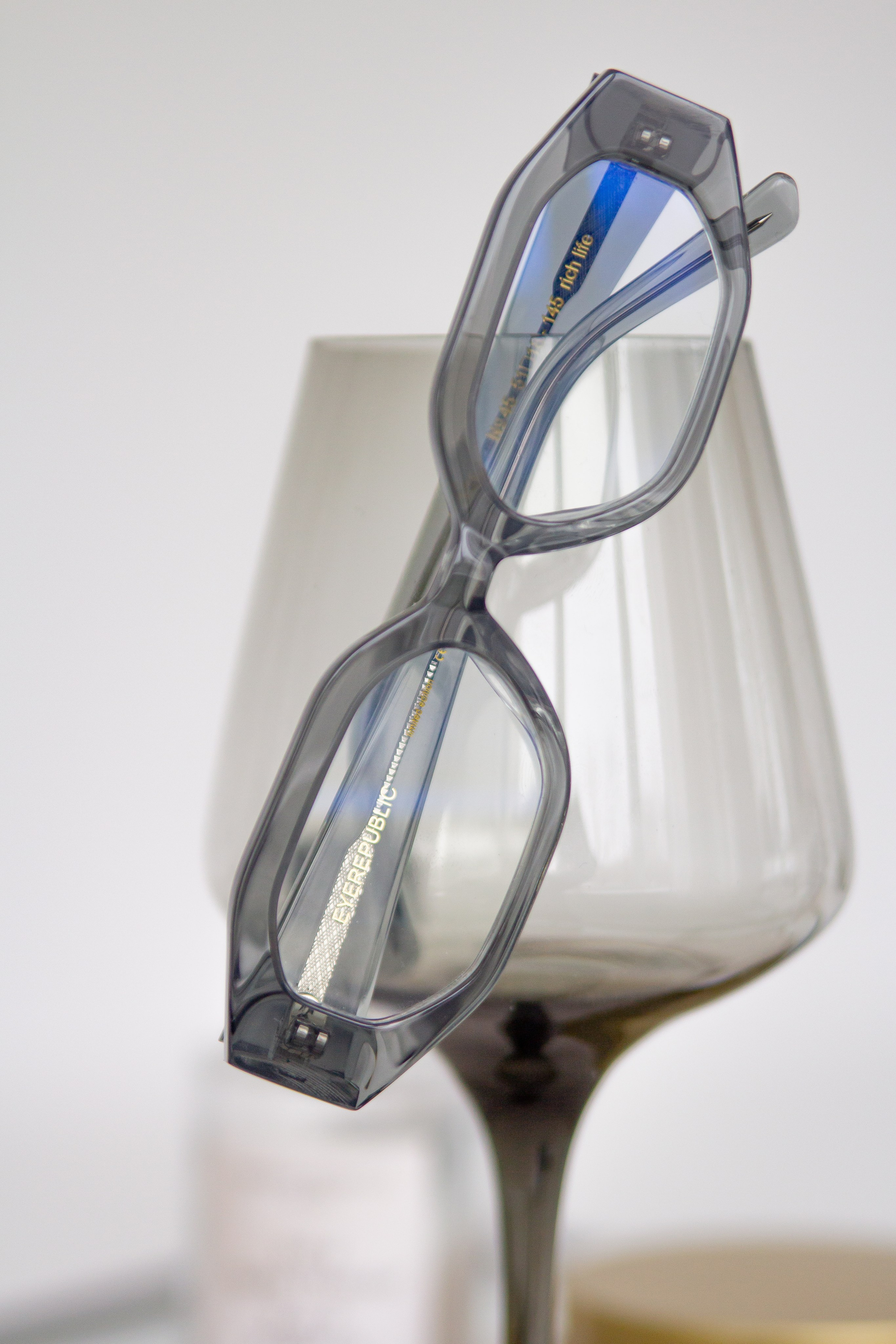 Контент для соцсетей магазина оптики «Культура зрения» | Полина Юрина, фотограф Екатеринбург. Юрина Полина, фотограф из Екатеринбурга