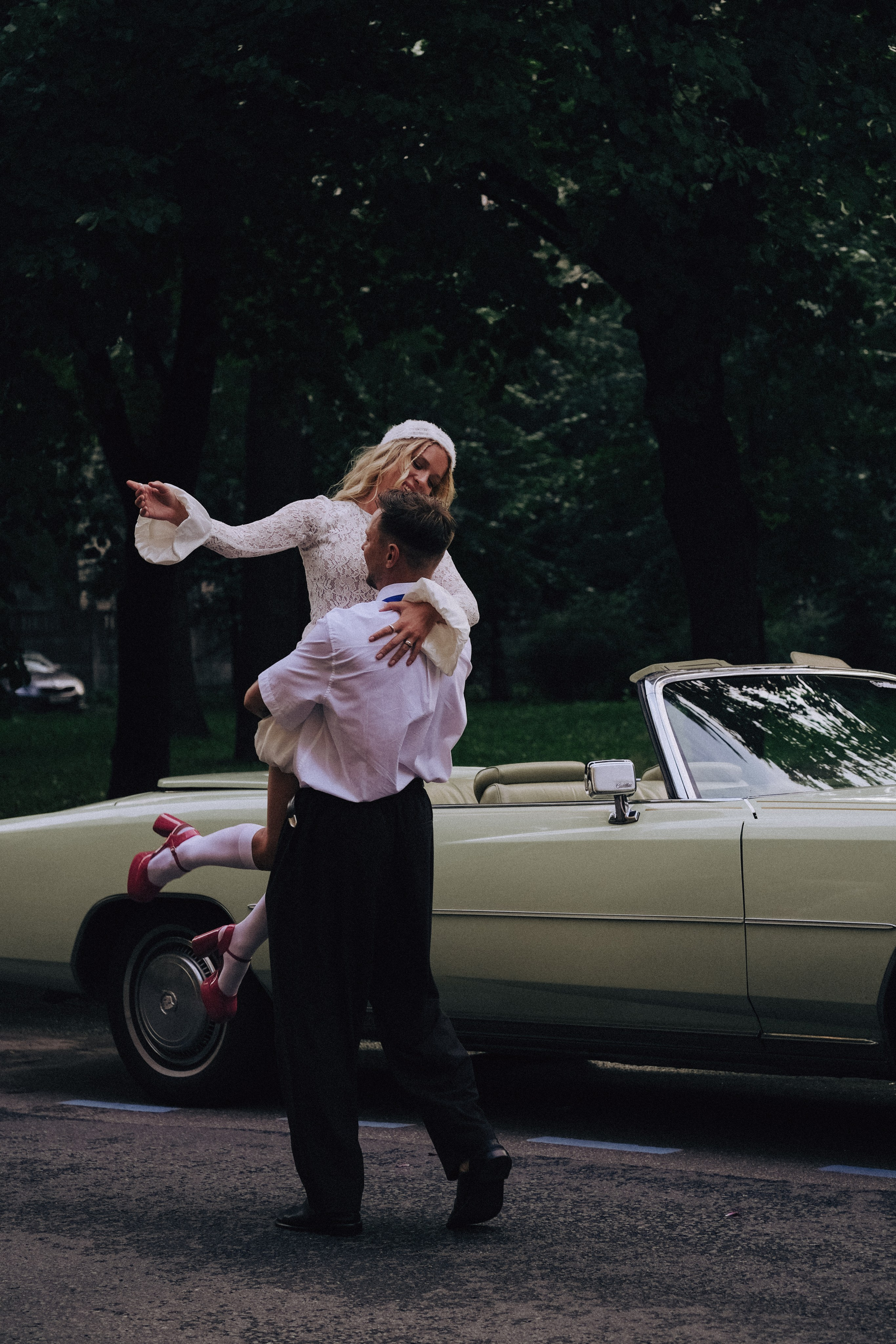 СВАДЕБНАЯ СЬЕМКА С КАБРИОЛЕТОМ В САНТК-ПЕТЕРБУРГЕ НА ПЕТРОГРАДКЕ В ОТЕЛЕ ПАНОРАМИКА. Профессиональный фотограф, Санкт-Петербург — Виктория Богомолова