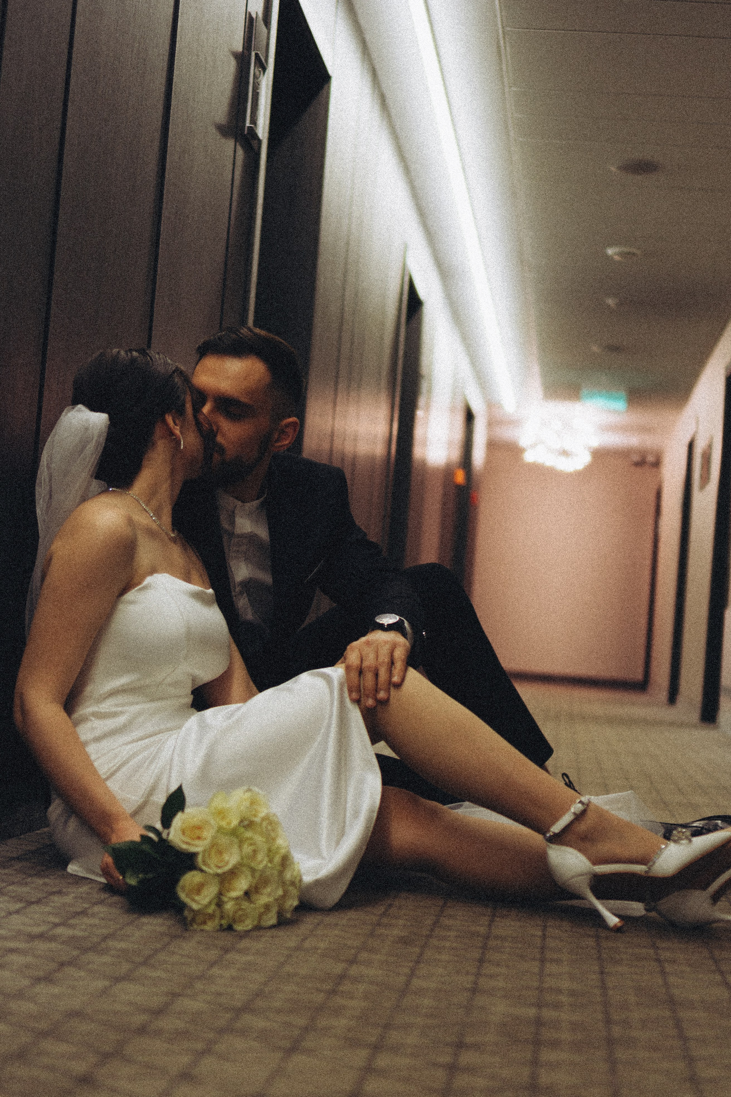 СВАДЕБНАЯ СЬЕМКА СБОРОВ ЖЕНИХА И НЕВЕСТЫ В ОТЕЛЕ И ТАКЖЕ ФОТОСЕССИИЯ В ОТЕЛЕЕ МЕГАПОЛИС БРЯНСК. Профессиональный фотограф, Санкт-Петербург — Виктория Богомолова