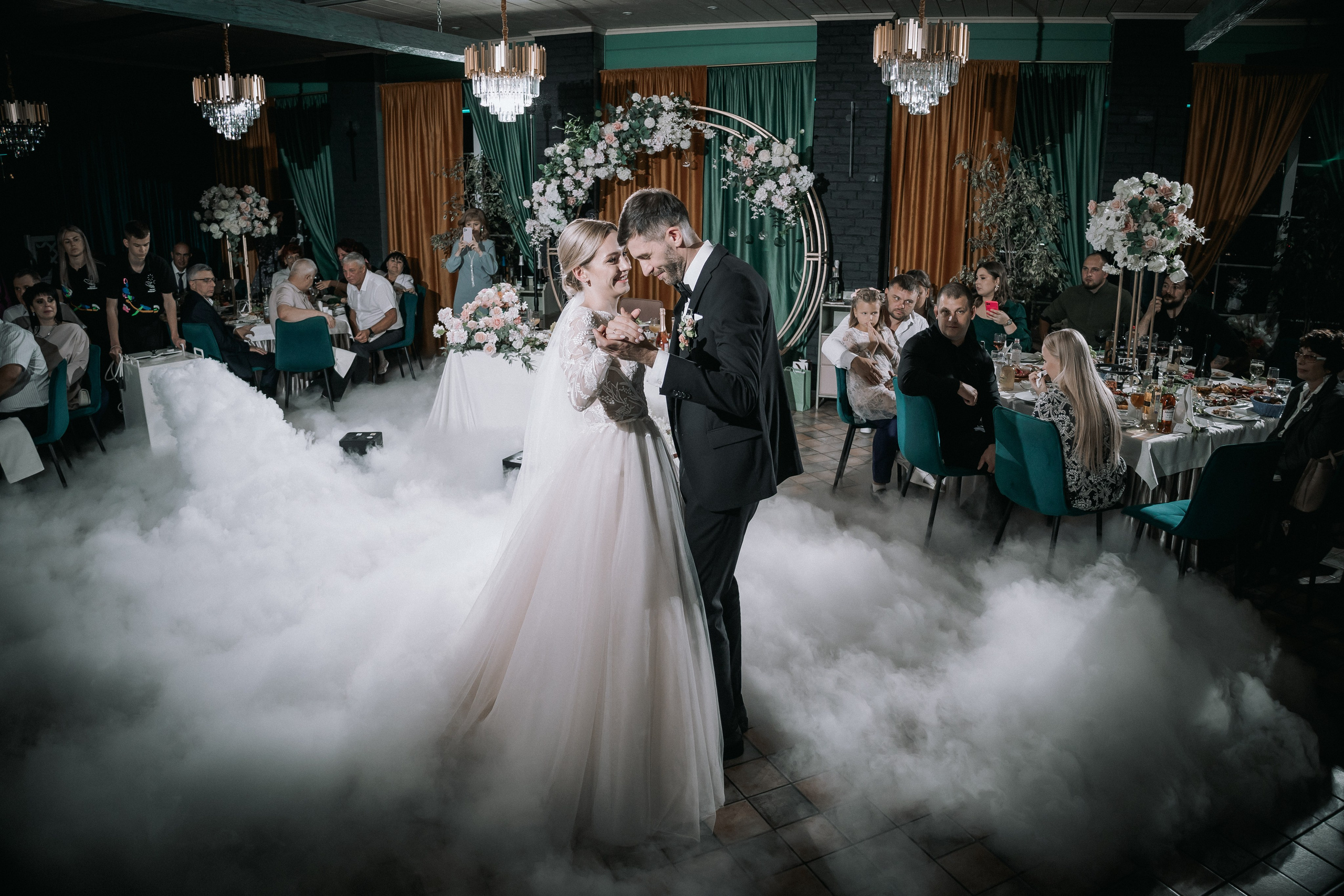 Свадебный день. Дарья и Джем. Свадебная фотография. Арина Рубах